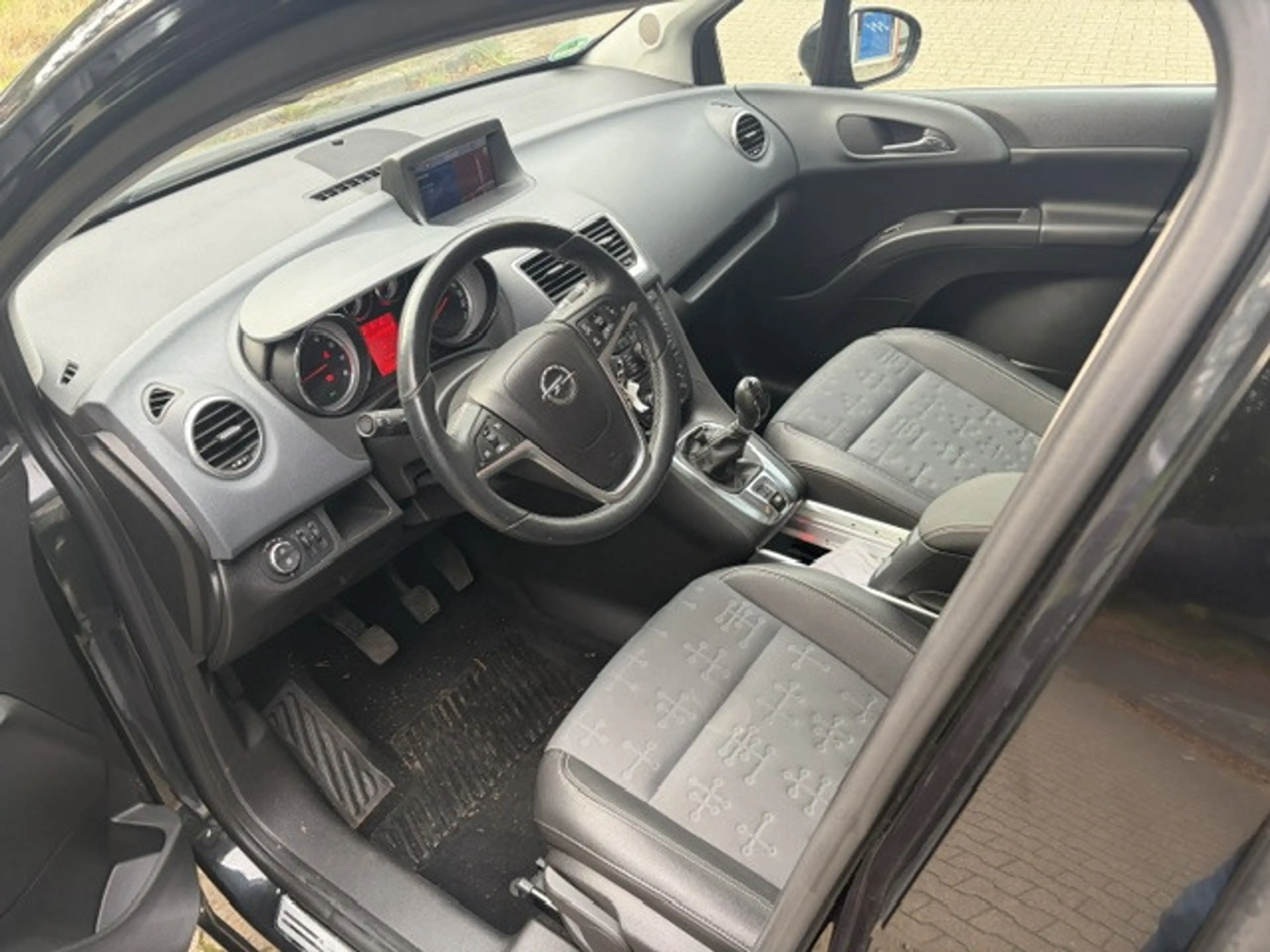 Opel Meriva Innovation — photo 6