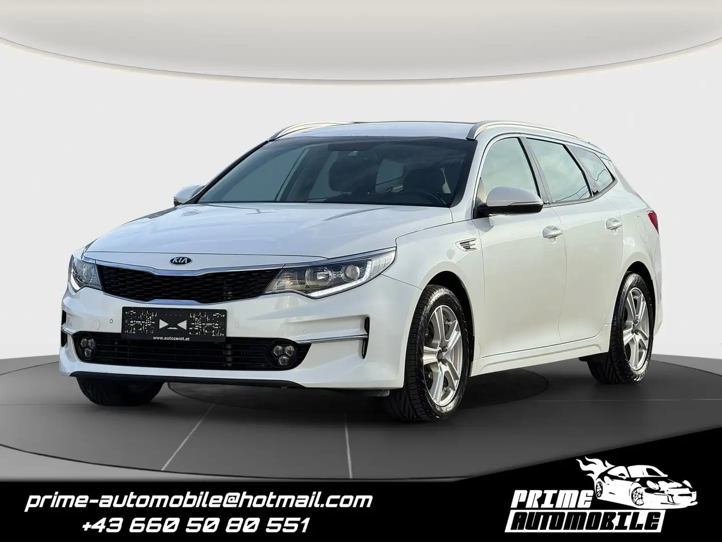 Kia Optima Optima Wagon 1,7 CRDi Silber Aut.**NAVI*SZH*RFK** Blanc - 1
