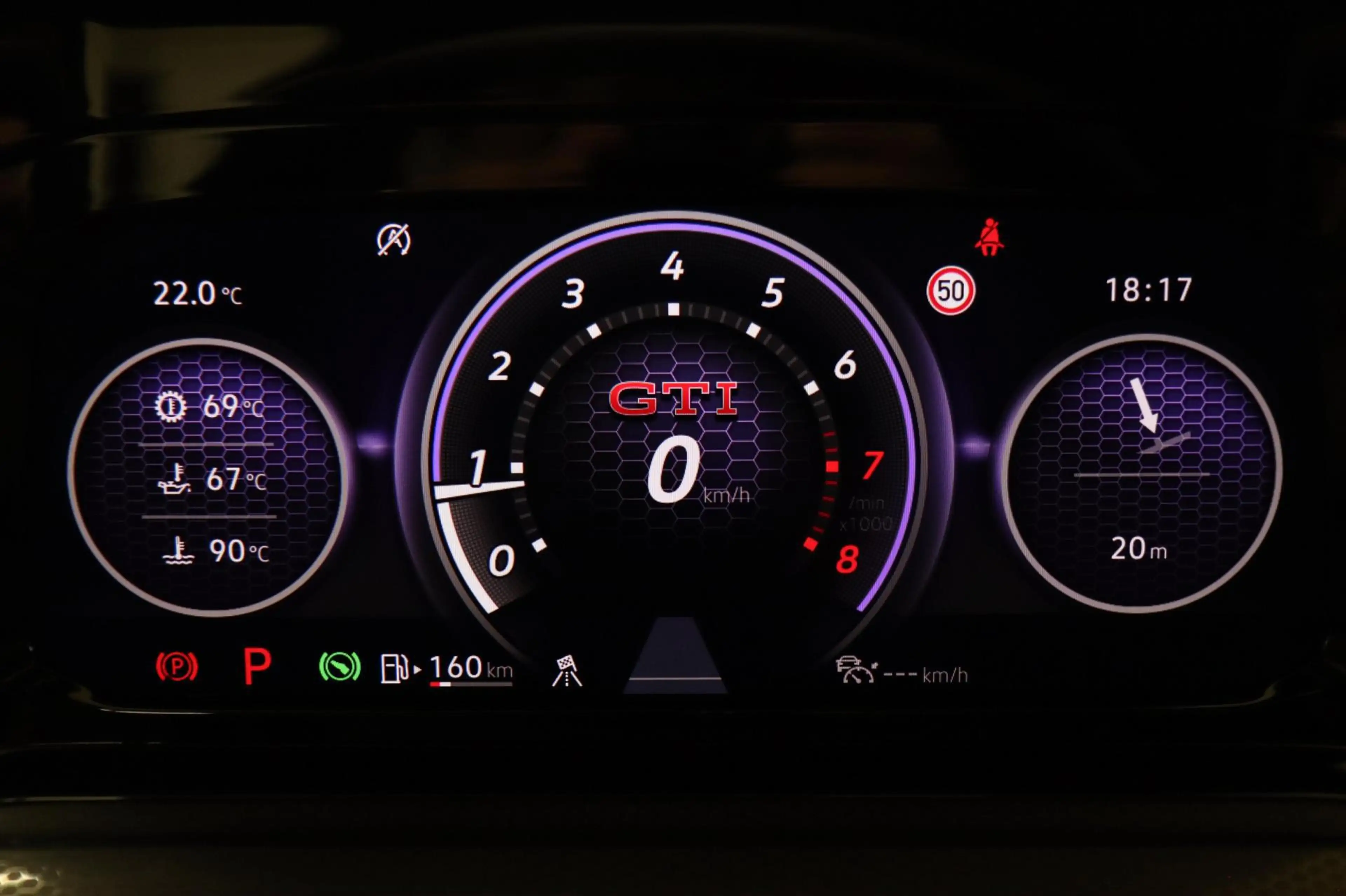 Volkswagen Golf GTI 2.0 TSI CLUBSPORT /NURBURGRING/PANO/IQ-LIGHT/HUD/H — photo 21