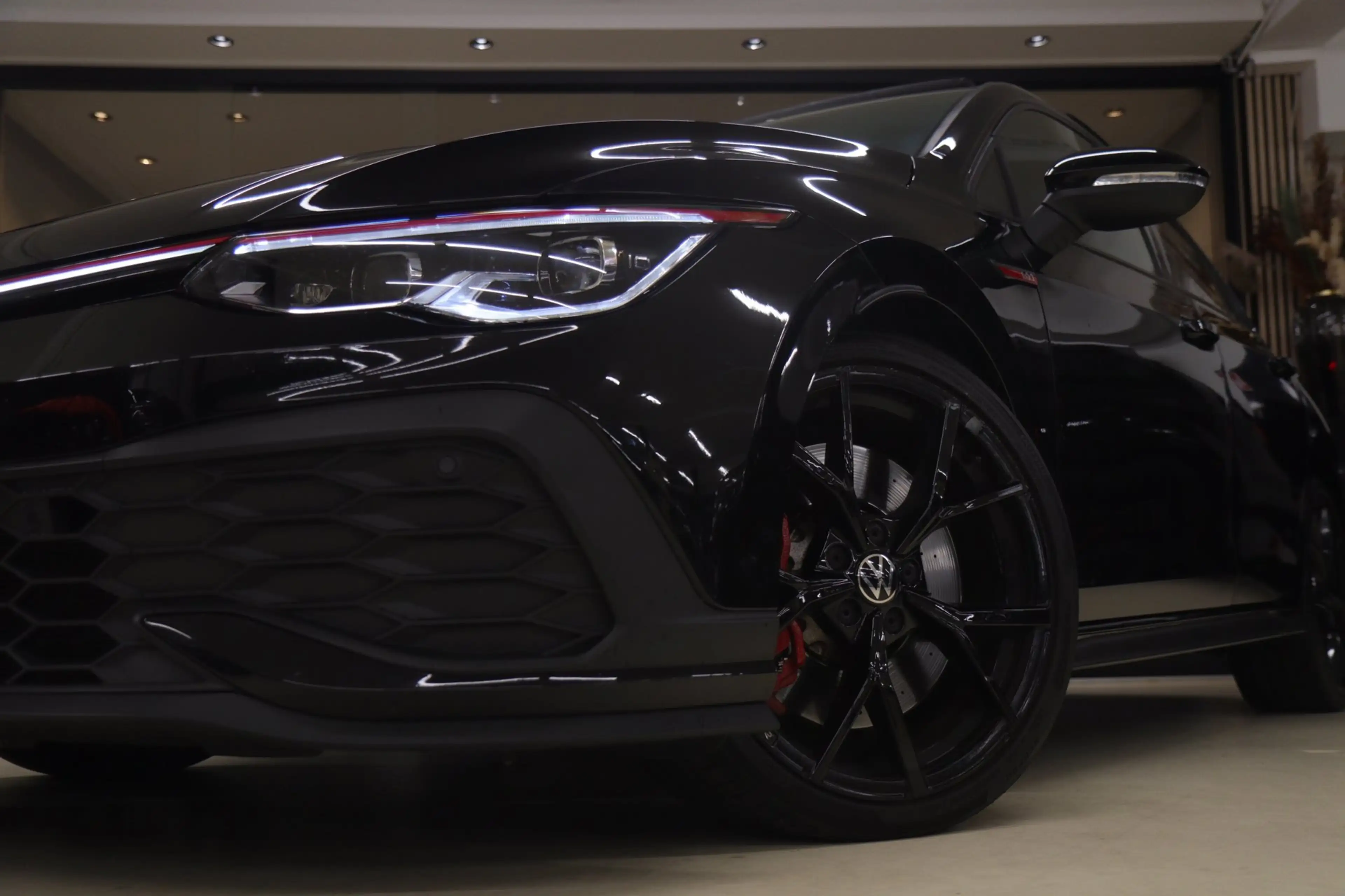Volkswagen Golf GTI 2.0 TSI CLUBSPORT /NURBURGRING/PANO/IQ-LIGHT/HUD/H — photo 39
