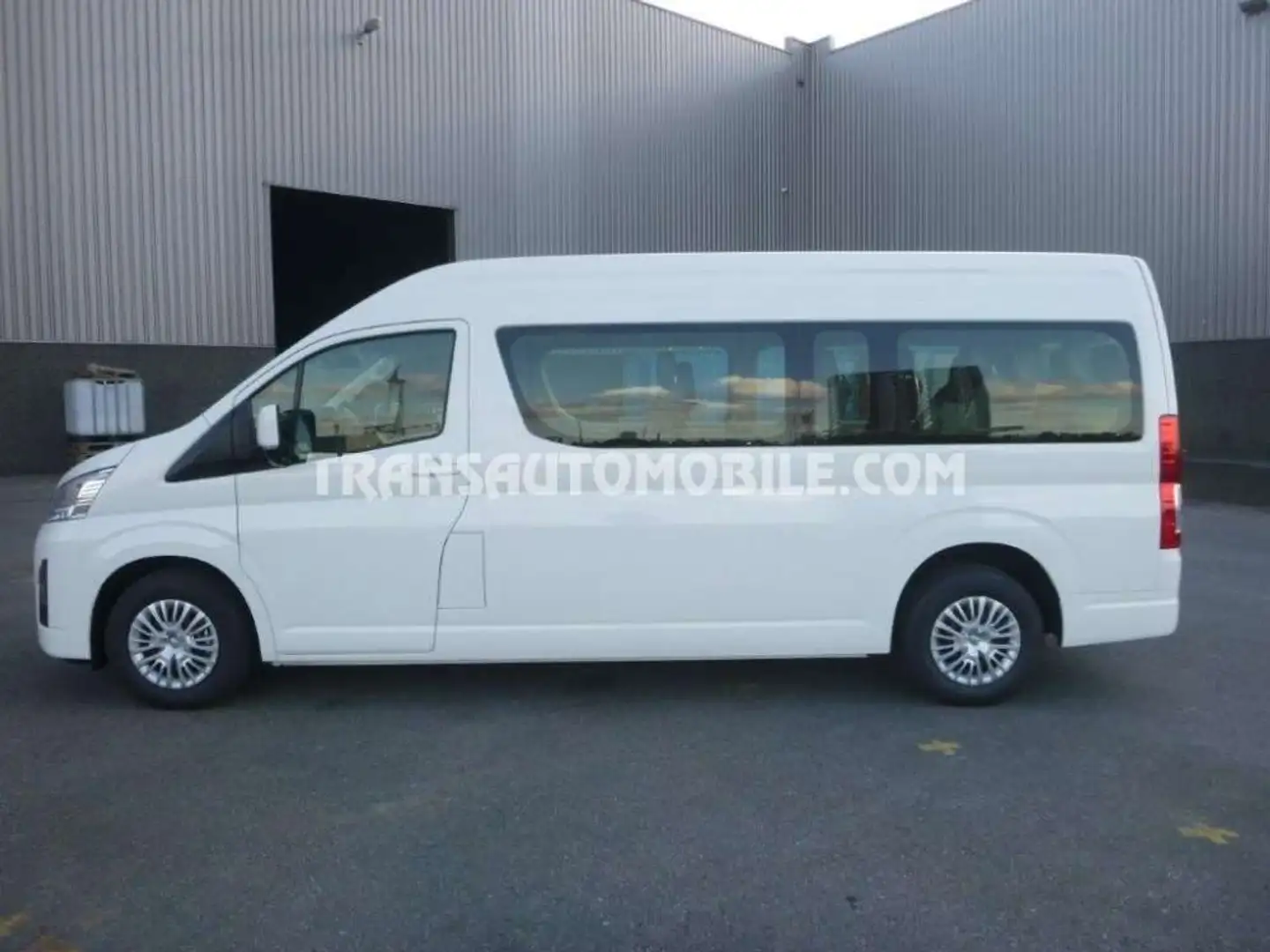 Toyota Hiace HIGH ROOF / TOIT HAUT - EXPORT OUT EU TROPICAL VER White - 2