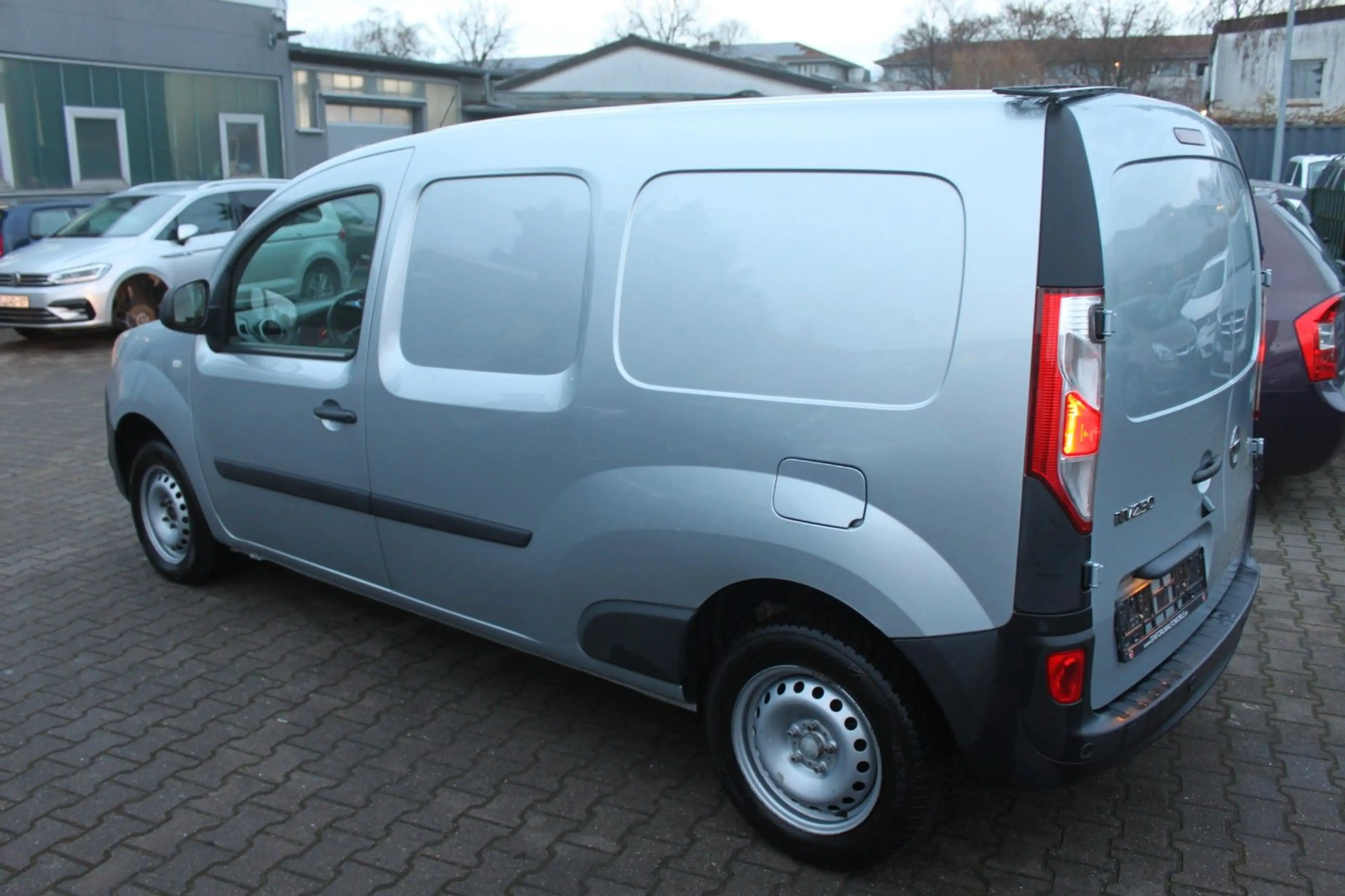 Nissan NV250 Kastenwagen L2H1 2,2t Comfort — photo 4
