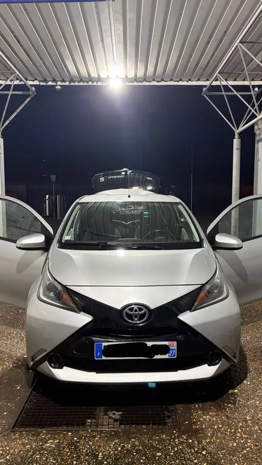Toyota Aygo 1.0 VVT-i x