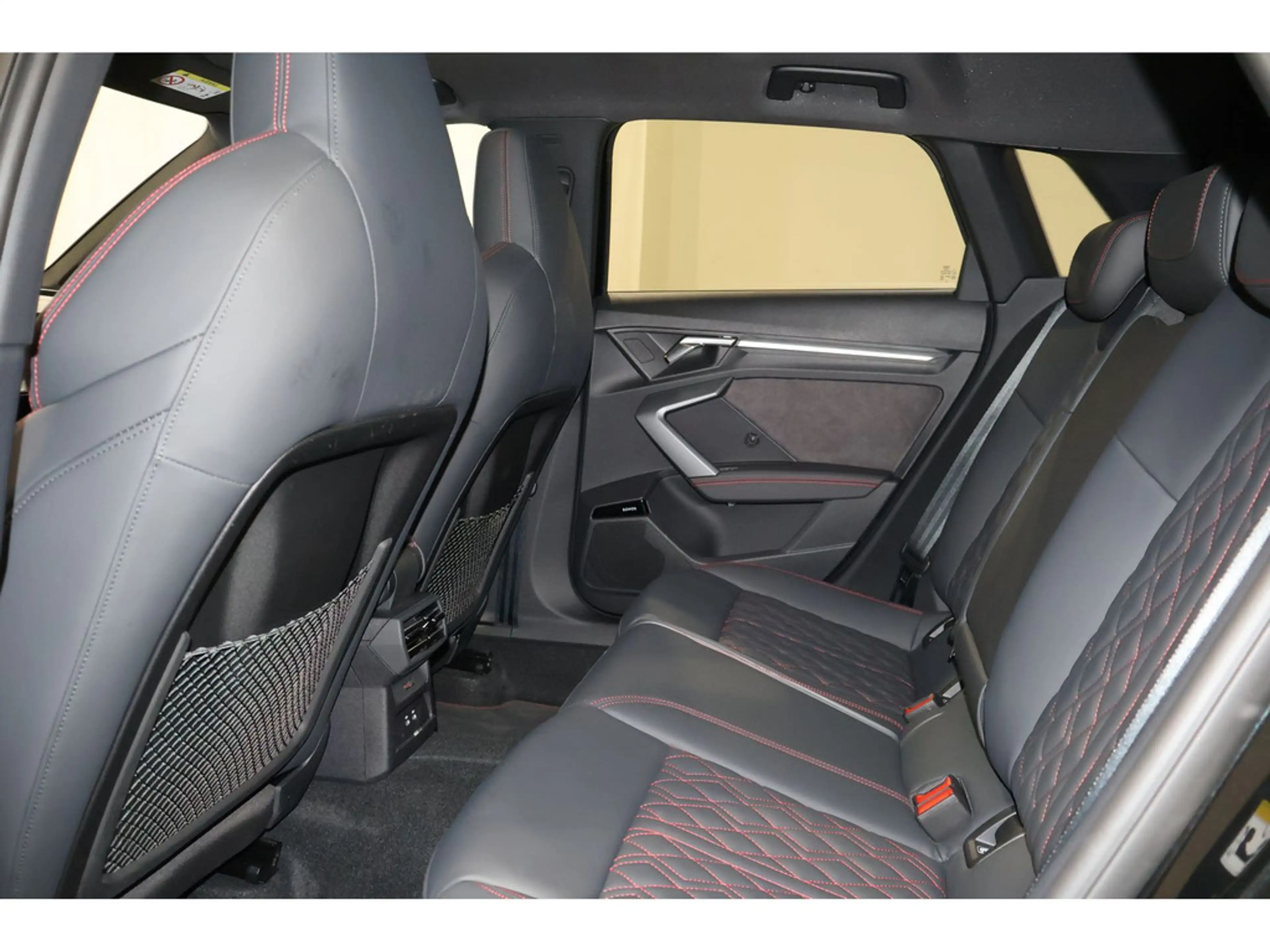 Audi S3 Sportback 2.0 TFSI quattro VC+*Pano*Matrix — photo 14