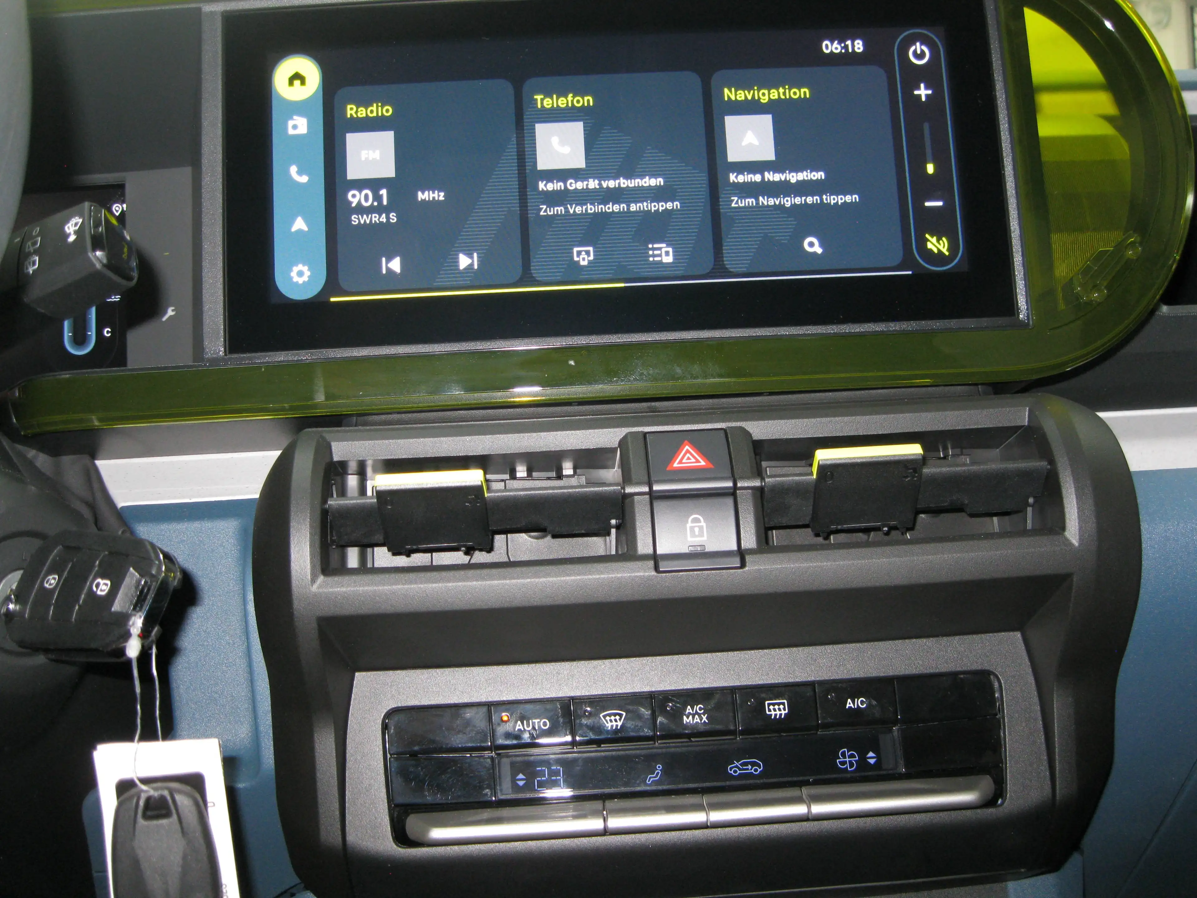 Fiat Grande Panda 1.2 Hybrid Automatik 81KW Business Edition LED-ZV-NAVI-PDC — photo 10