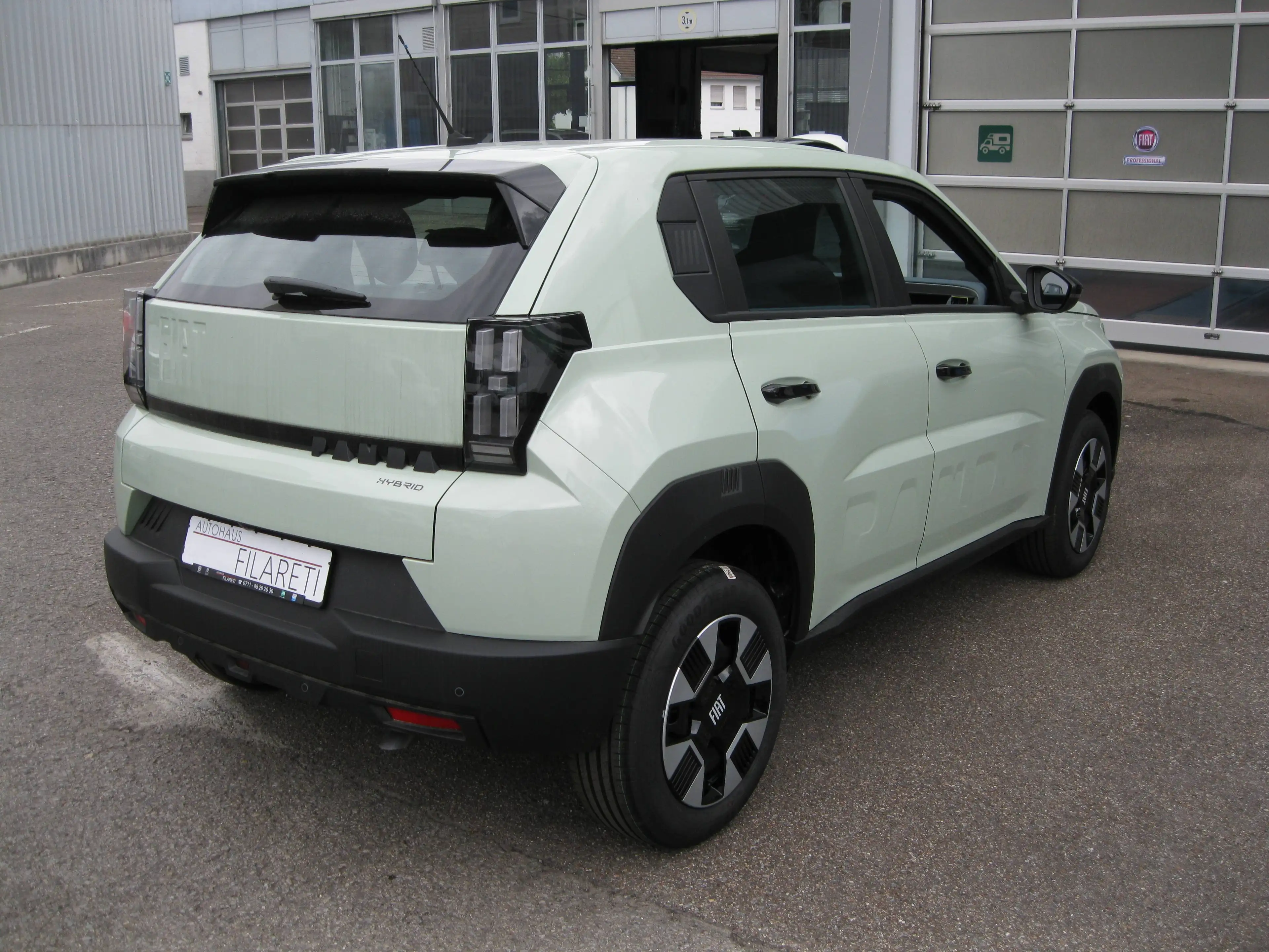 Fiat Grande Panda 1.2 Hybrid Automatik 81KW Business Edition LED-ZV-NAVI-PDC — photo 3