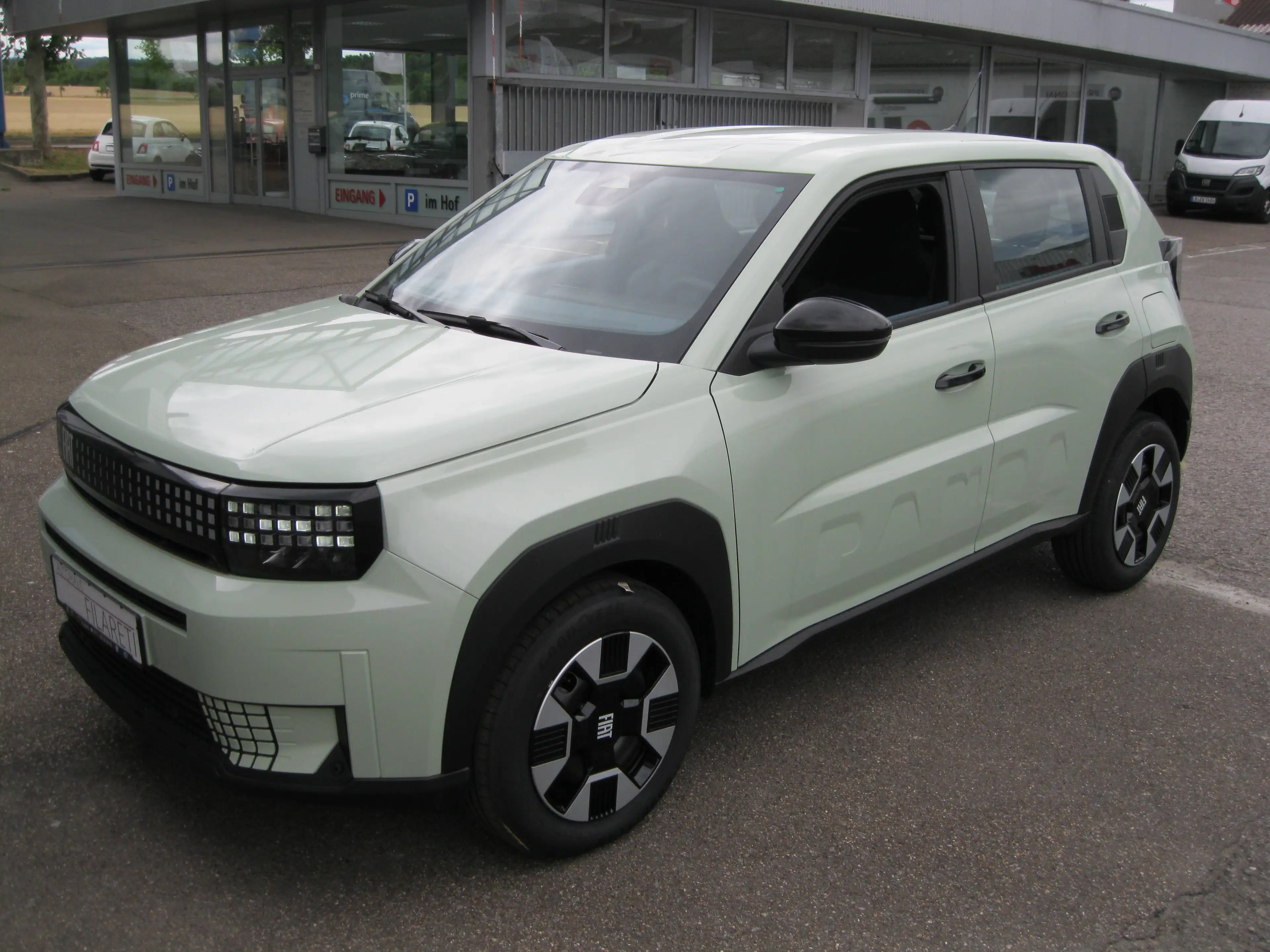 Fiat Grande Panda 1.2 Hybrid Automatik 81KW Business Edition LED-ZV-NAVI-PDC