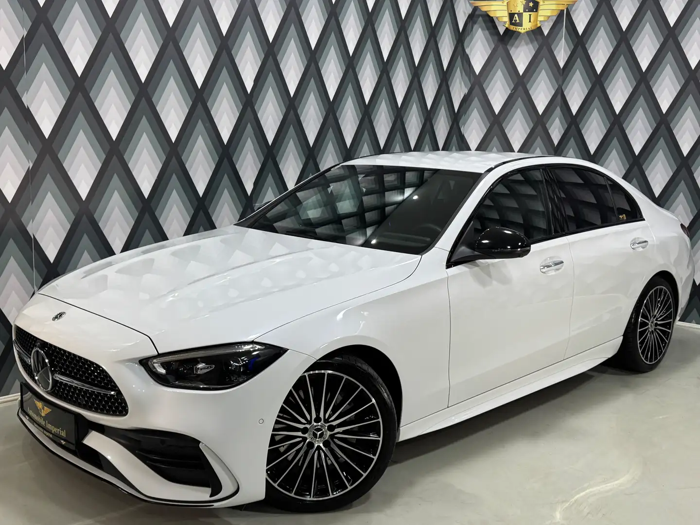 Mercedes-Benz C 200 d Aut. // AMG LINE // PREMIUM // 1.BESITZ // Weiß - 2