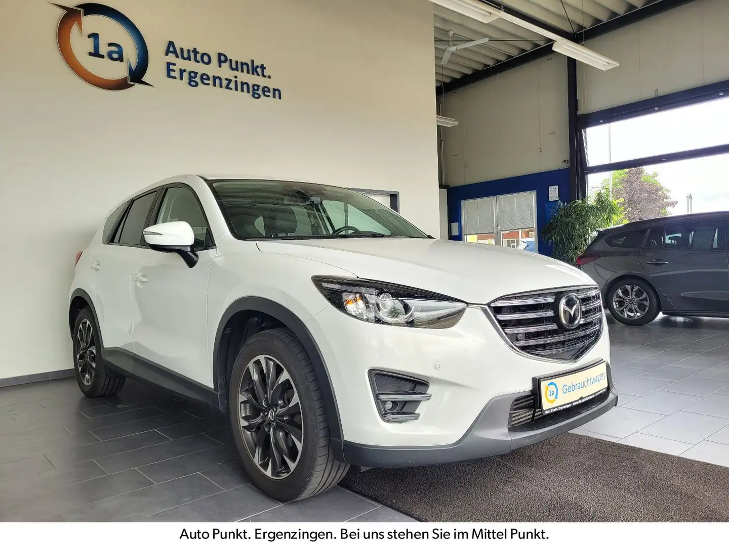 Mazda CX-5 2.2 SKYACTIV-D Nakama Intense AWD m. AHK Weiß - 1