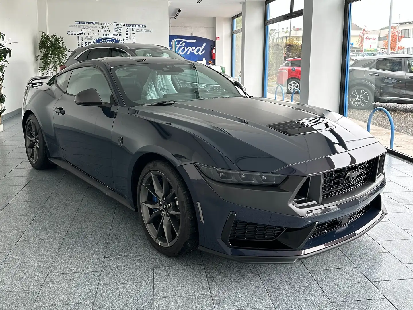 Ford Mustang Dark Horse 5.0 V8 Aut. 10 rapporti Blauw - 1