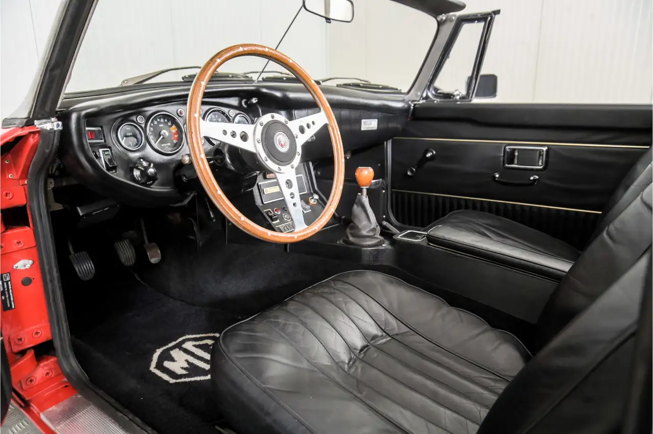 MG B Roadster overdrive, spaakwielen, foto 11