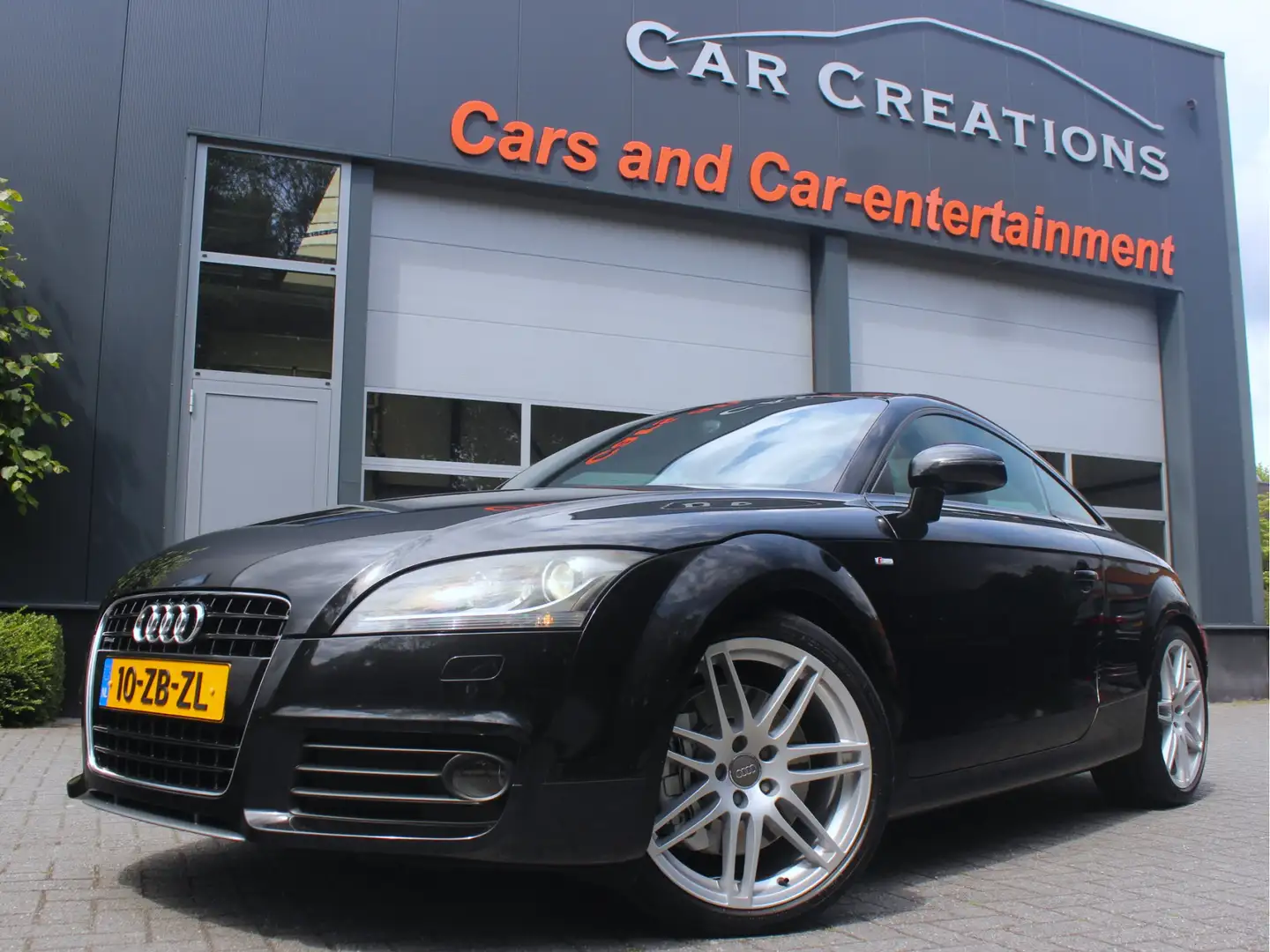 Audi TT 3.2 V6 quattro Pro Line Navigatie, 19 Inch Zwart - 1