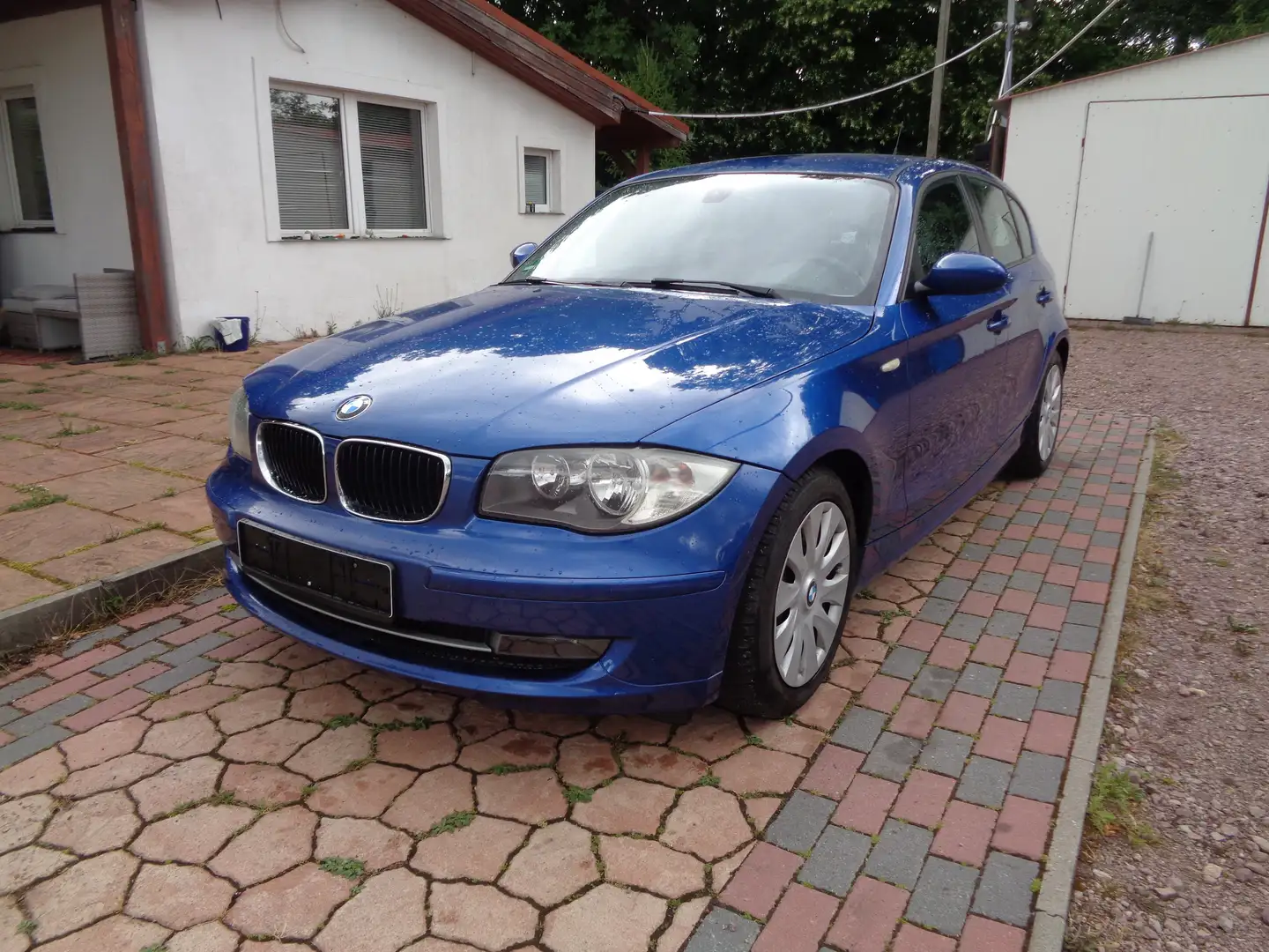 BMW 118 118i Bleu - 1