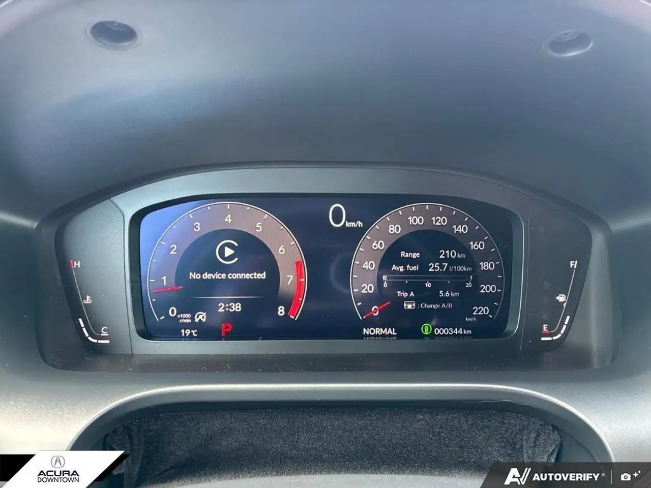 Acura ADX снимка Acura ADX