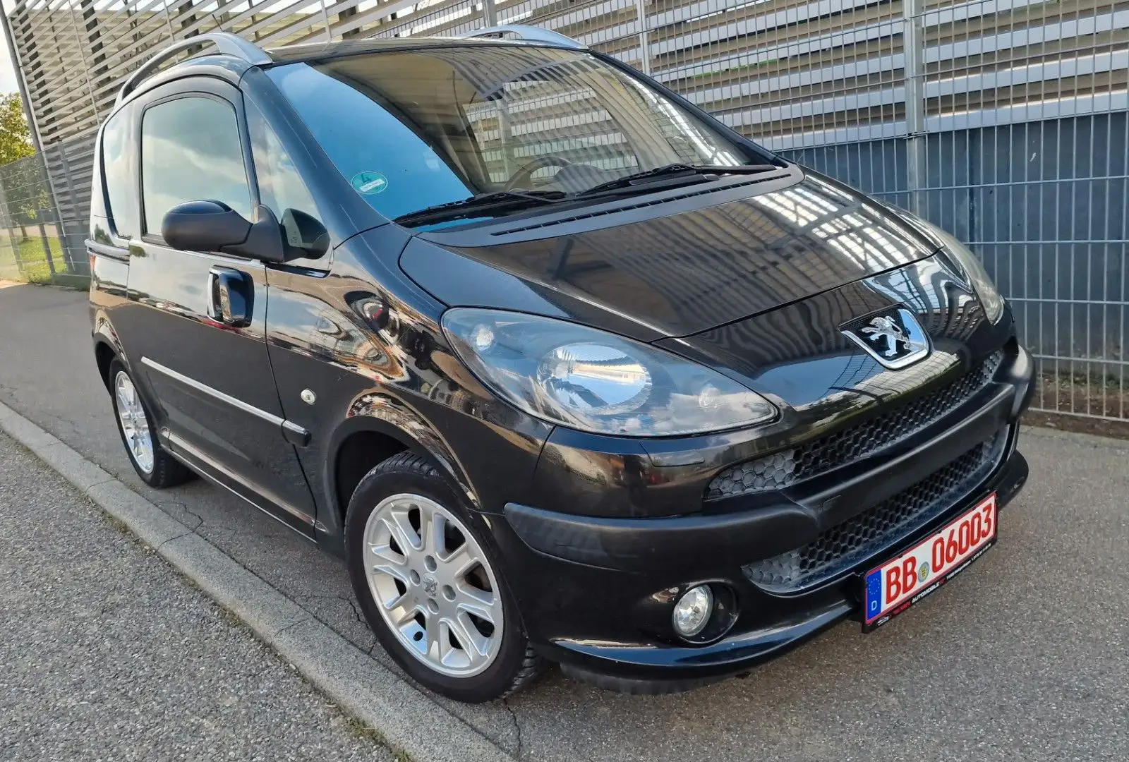Peugeot 1007 /GARANTIE/AUTOMATIK/TÜV11.26/KLIMA/53000KM Noir - 1