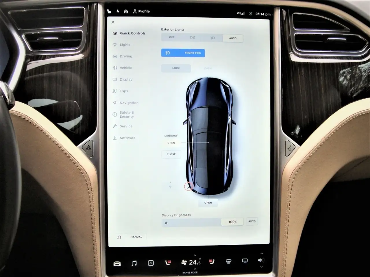 Tesla Model S снимка Tesla Model S