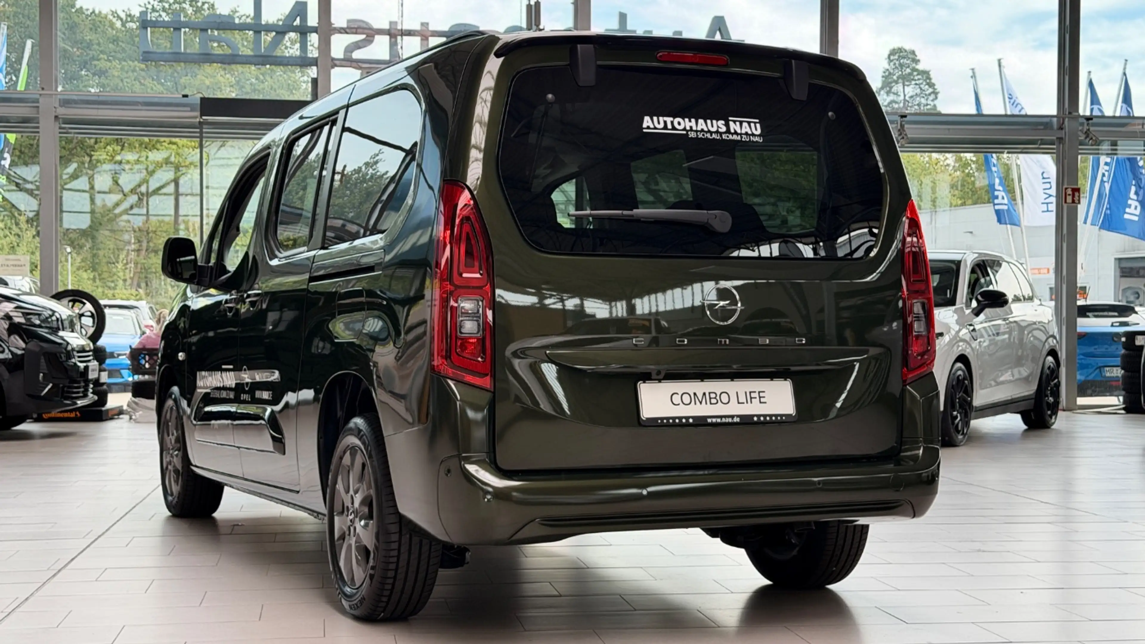 Opel Combo 1.5 GS XL 7-Sitzer Navi! Kamera! — photo 9