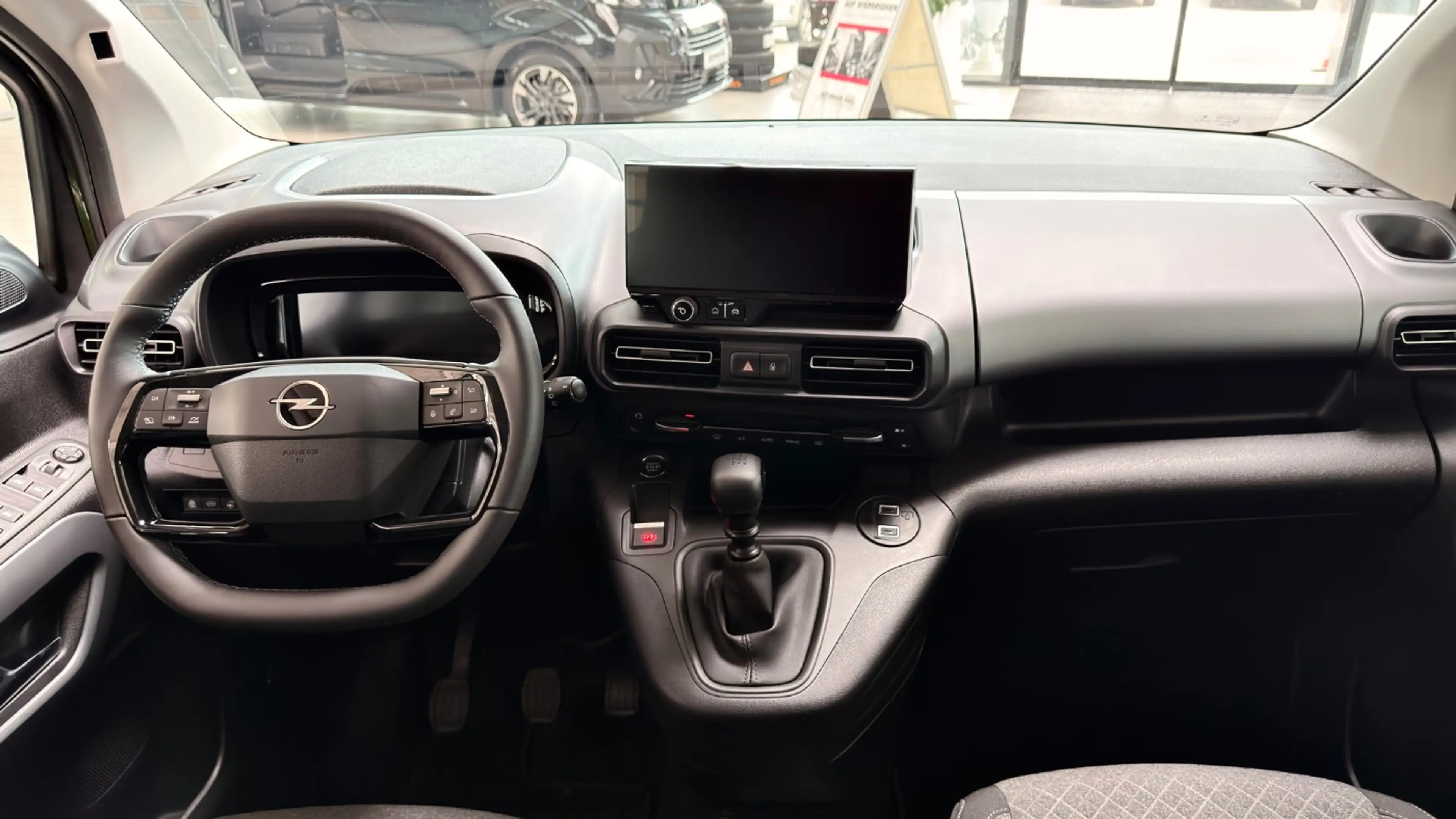 Opel Combo 1.5 GS XL 7-Sitzer Navi! Kamera! — photo 11