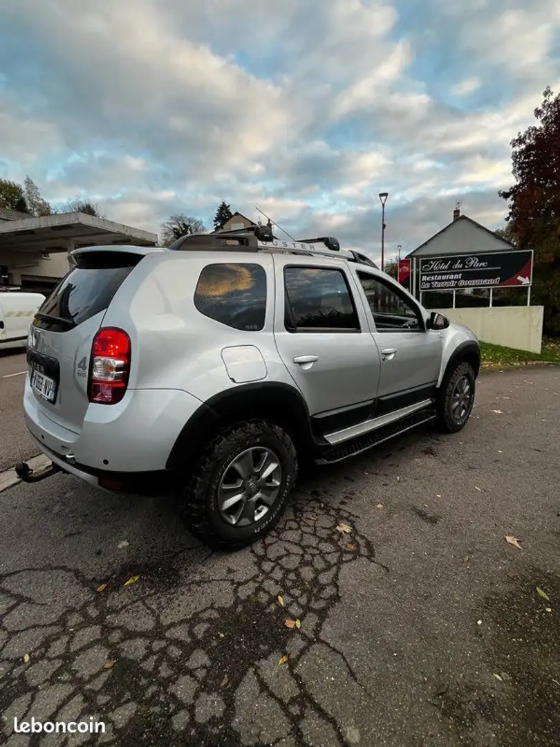 Dacia Duster 1.5 DCI 110 cv 4x4 réhaussé amortisseurs Bilstein Gris - 2