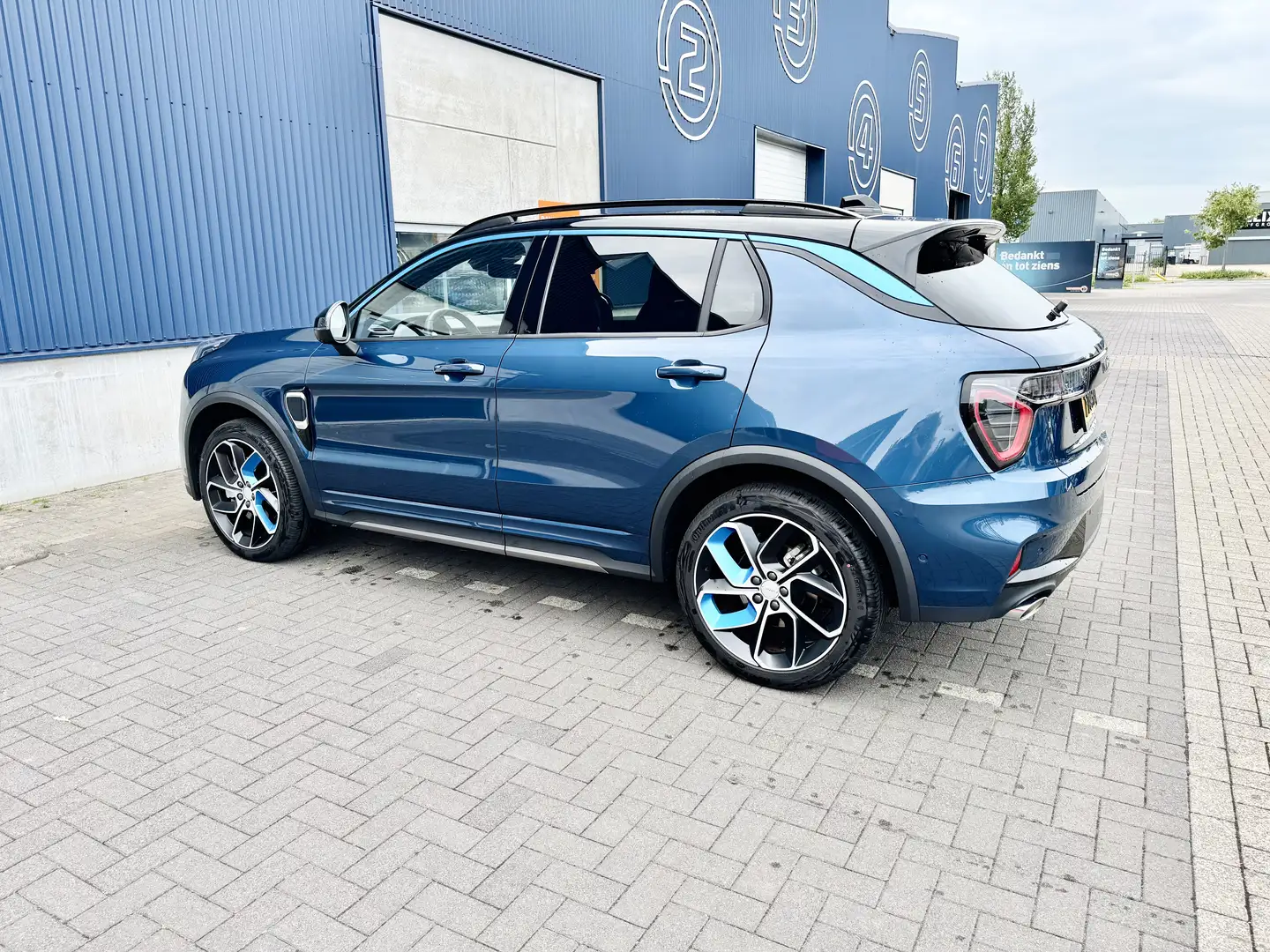 Lynk & Co 01 PHEV - 2