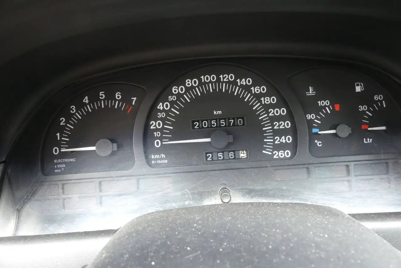 Opel Calibra V6, foto 12