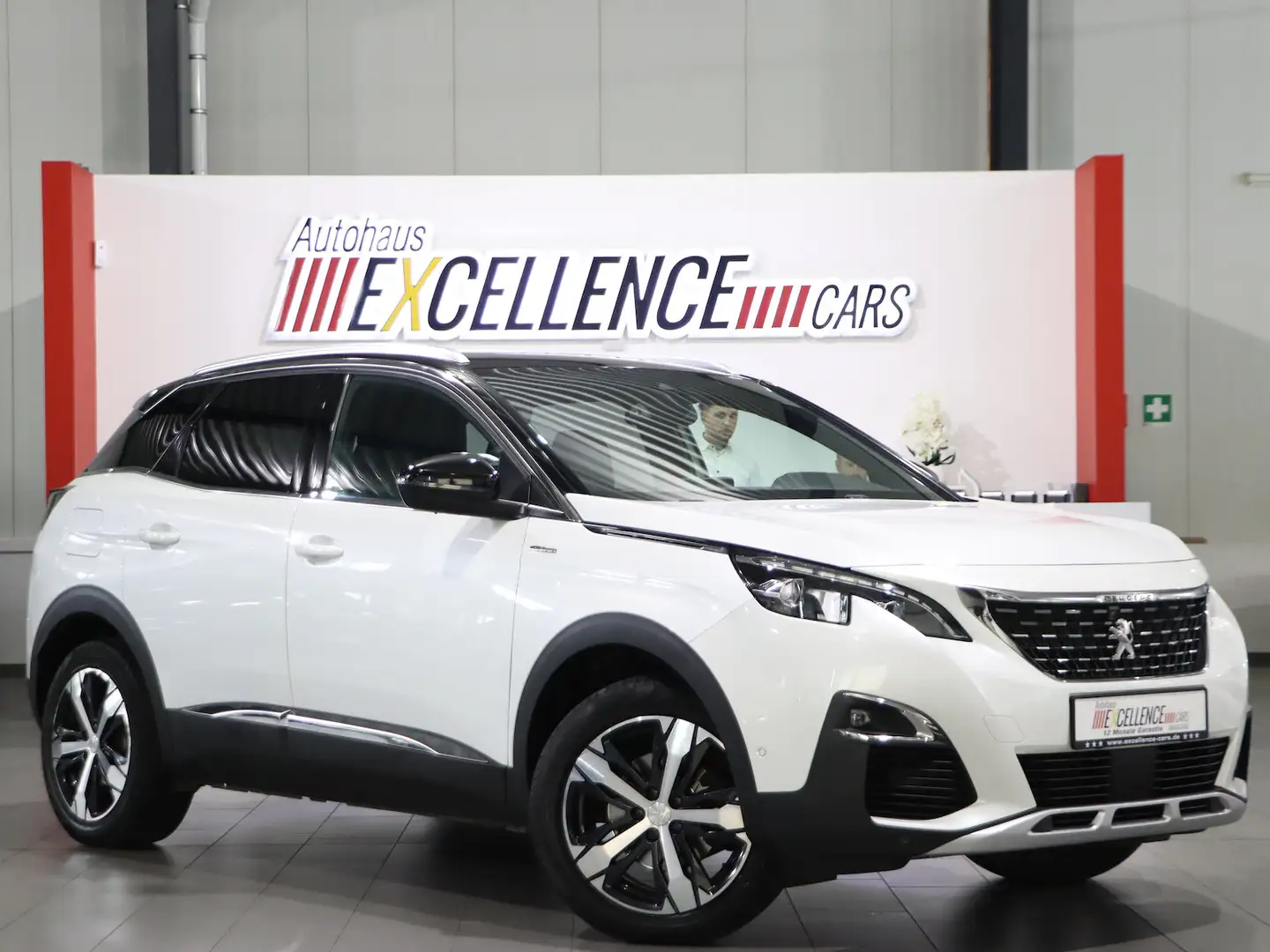 Peugeot 3008 180 PT ALLURE GT-LINE / PANORAMA / LED Weiß - 1