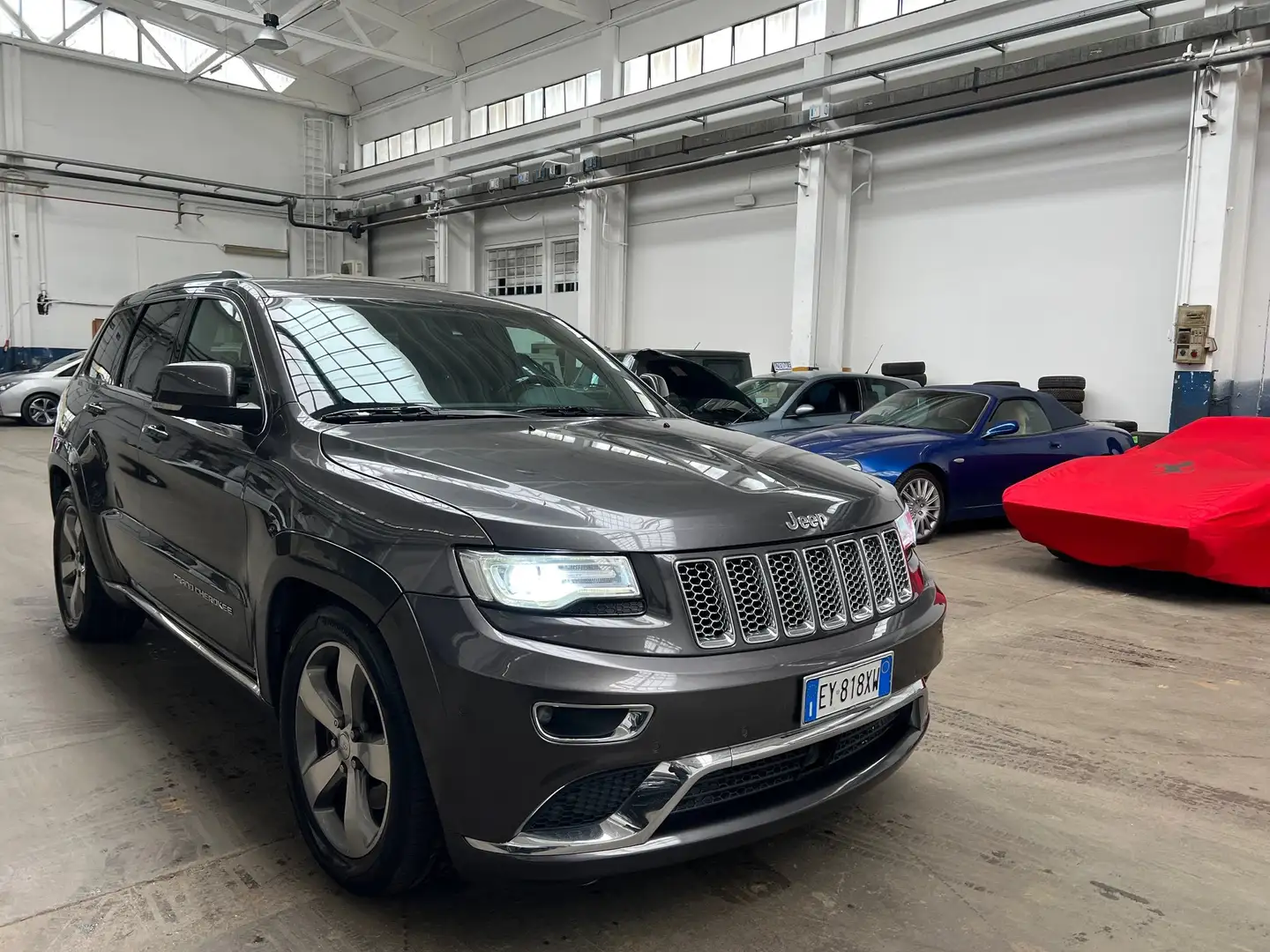 Jeep Grand Cherokee IV 2013 3.0 crd (mjt II) V6 Summit 250cv auto Gris - 2