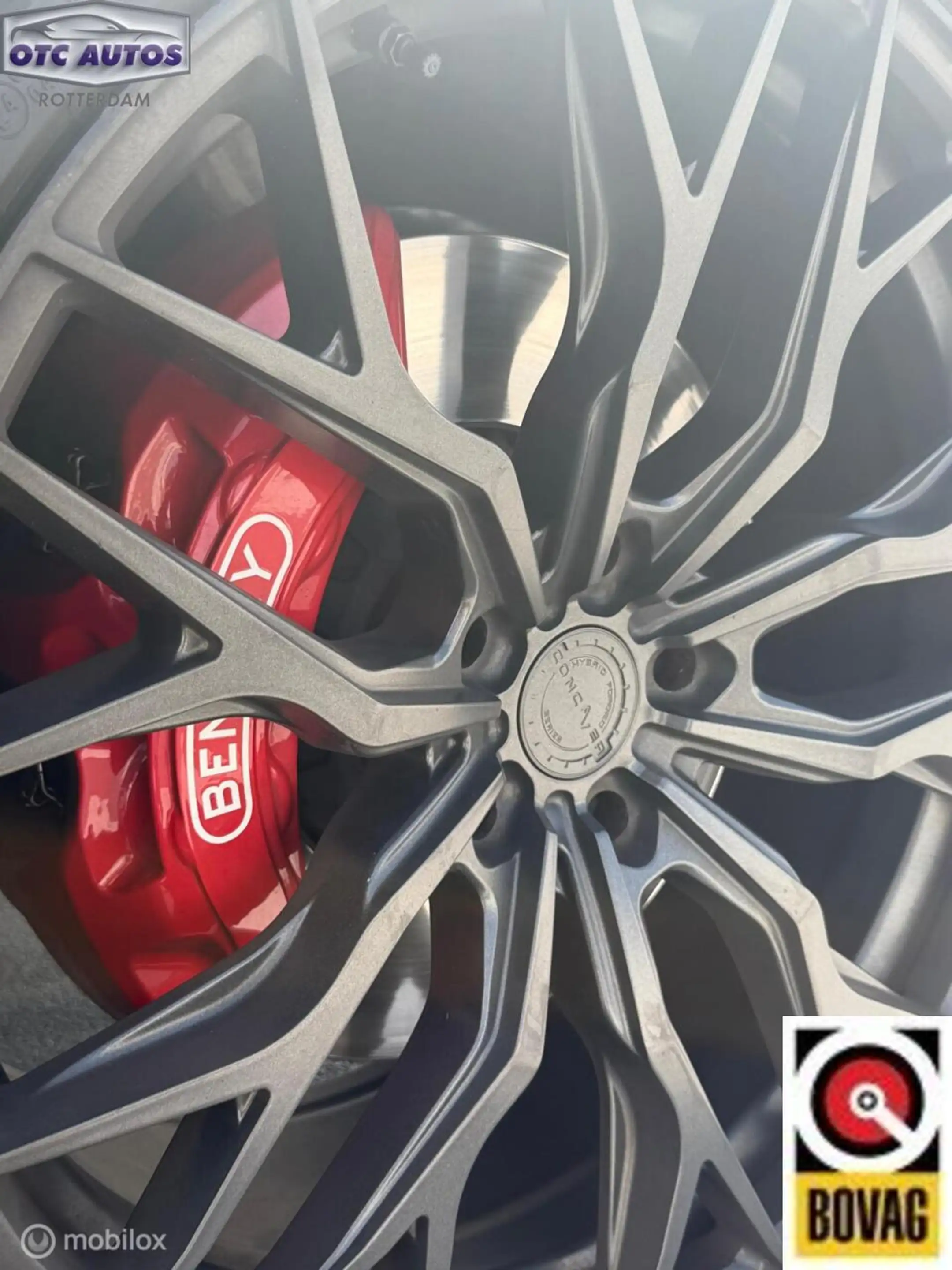 Bentley Bentayga 6.0 W12 Mulliner — photo 29