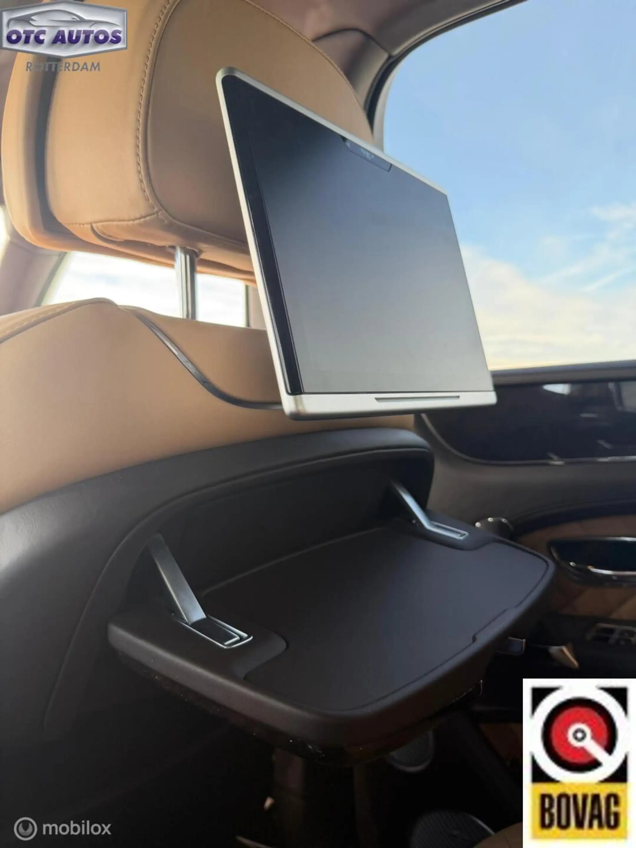 Bentley Bentayga 6.0 W12 Mulliner — photo 25