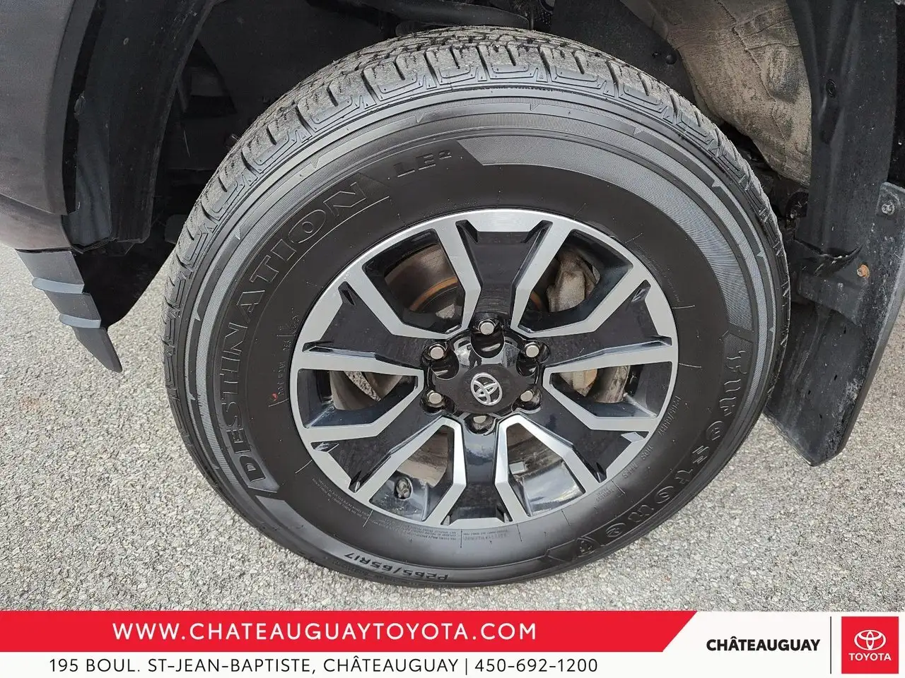 Toyota Tacoma снимка Toyota Tacoma