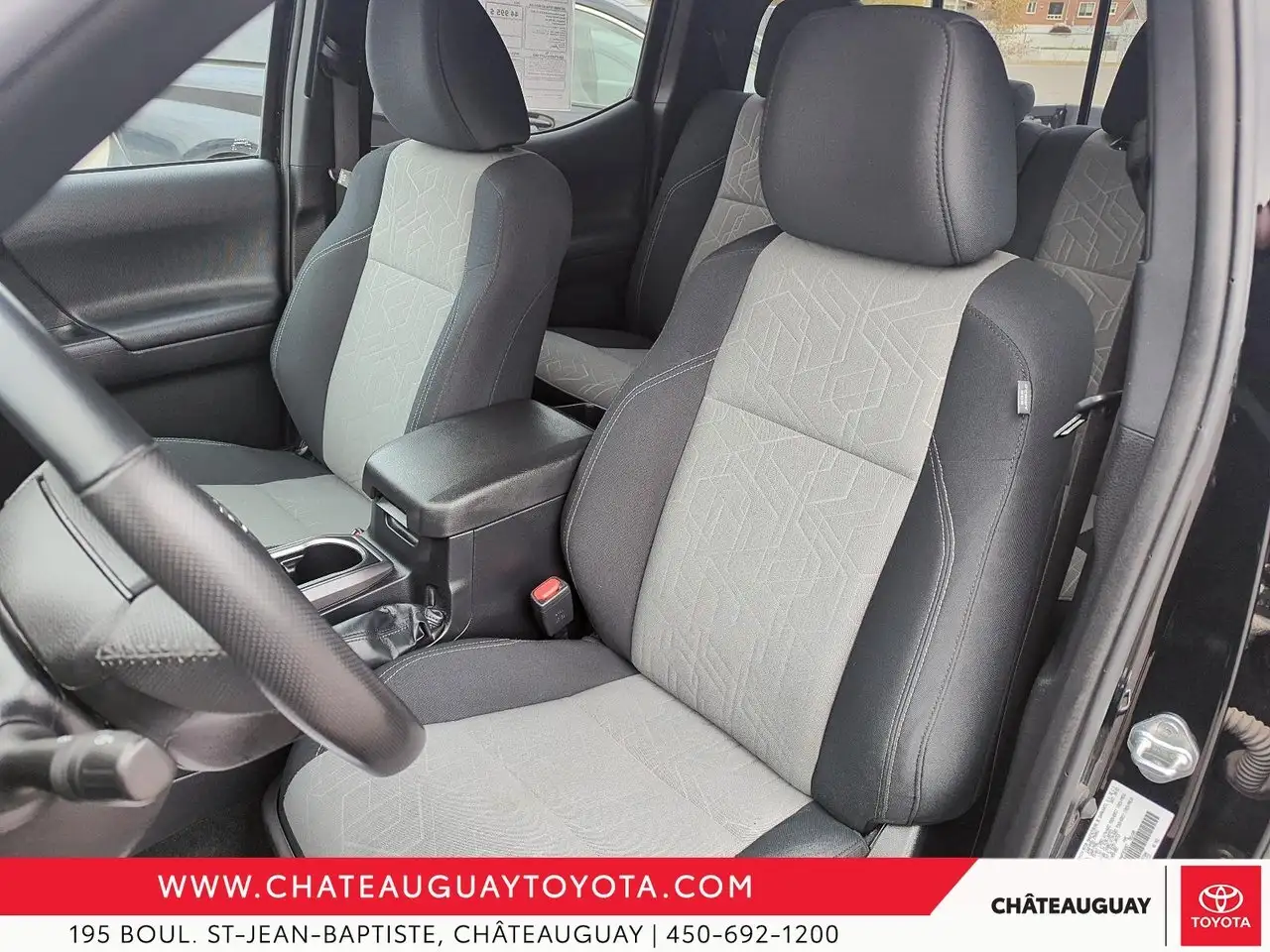 Toyota Tacoma снимка Toyota Tacoma