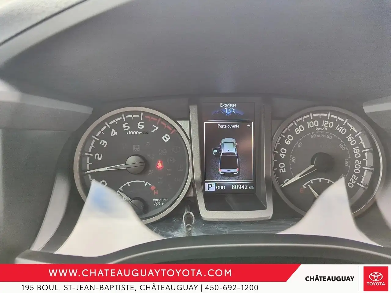 Toyota Tacoma снимка Toyota Tacoma