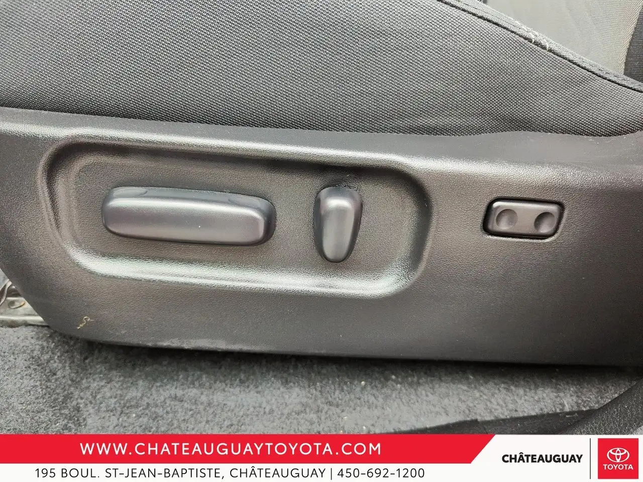 Toyota Tacoma снимка Toyota Tacoma