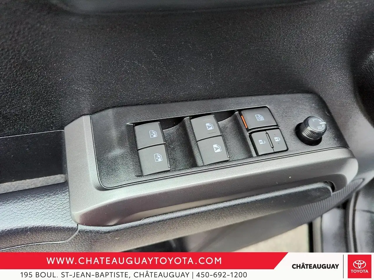 Toyota Tacoma снимка Toyota Tacoma