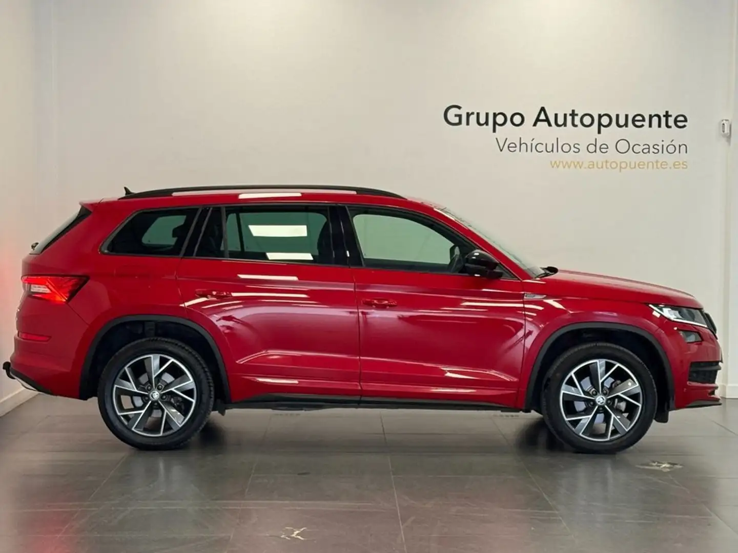Skoda Kodiaq SPORTLINE Rojo - 2