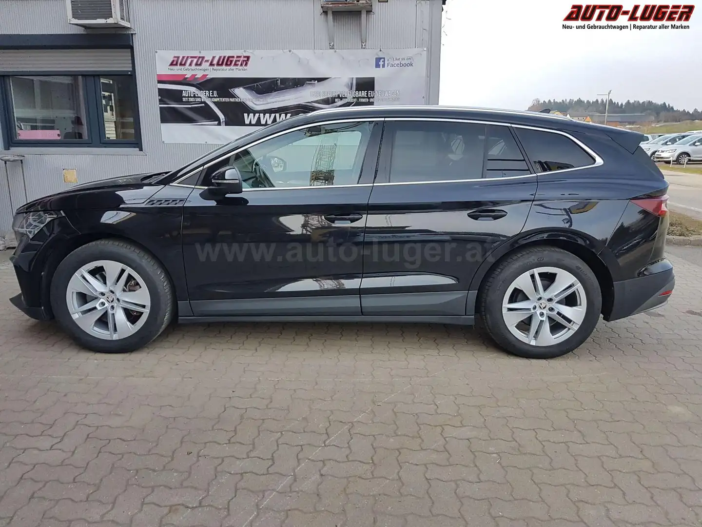 Skoda Enyaq 80 Loft iV 82kWh 150 kW (204 PS), Automatik Schwarz - 2