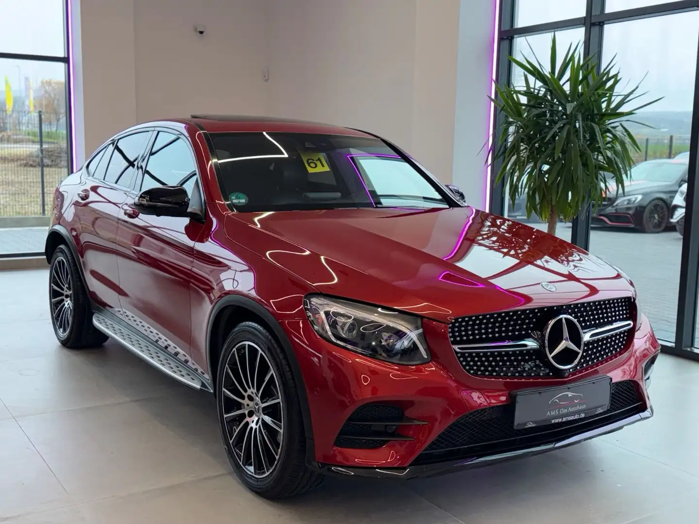 Mercedes-Benz GLC 350 d 4Matic AMG Navi LED Rot - 1