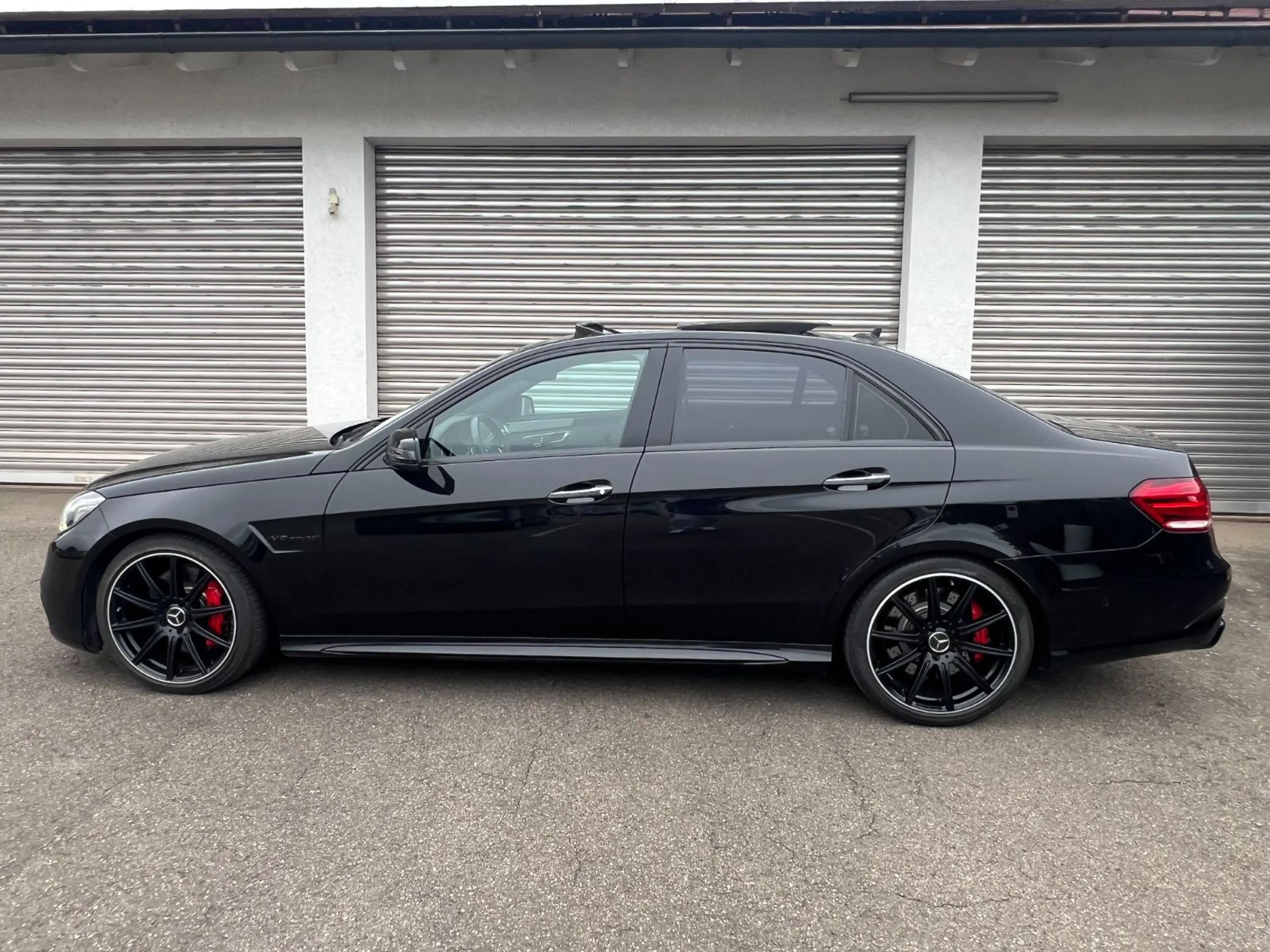 Mercedes-Benz E 63 AMG E63 AMG*Limousine*4MATIC*LED*SITZLÜFTU*PANORAMA* — photo 9