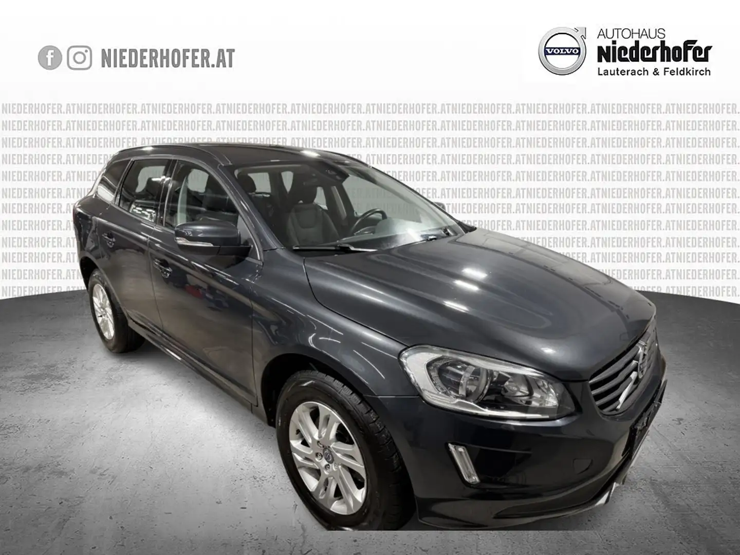 Volvo XC60 D4 Kinetic Grau - 2