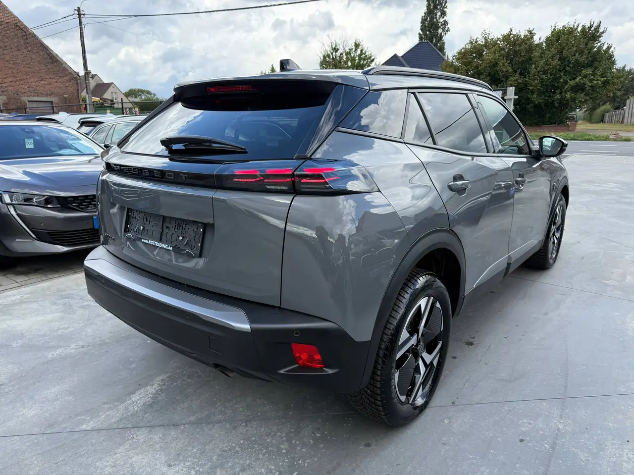 Peugeot 2008 1.2i TURBO ALLURE NAVIGATIE FULL LED CARPLAY LEDER BLUETOOTH DAB ALU, миниатюра 5