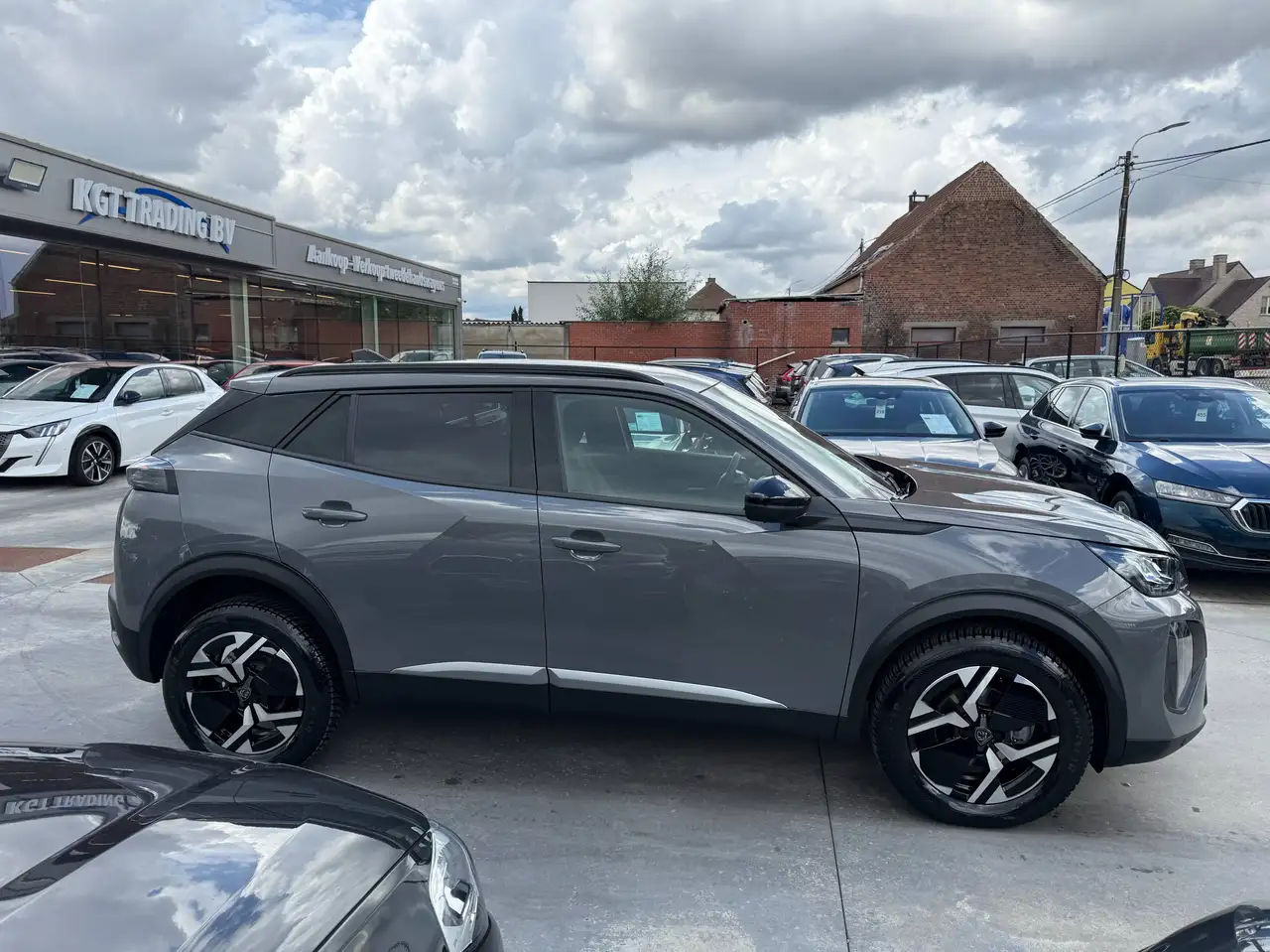 Peugeot 2008 1.2i TURBO ALLURE NAVIGATIE FULL LED CARPLAY LEDER BLUETOOTH DAB ALU, миниатюра 4