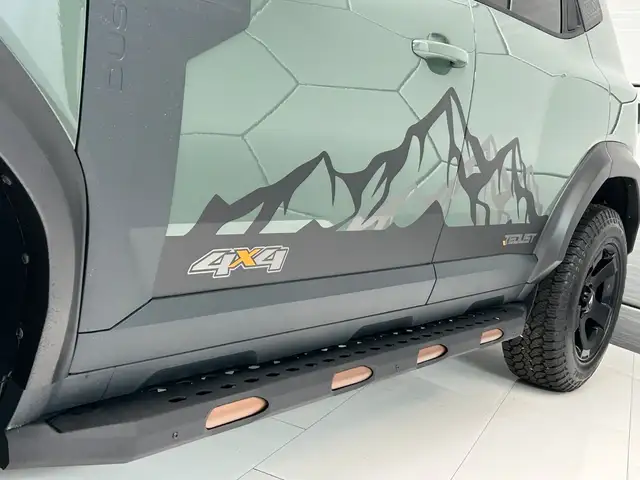Dacia Duster view 11