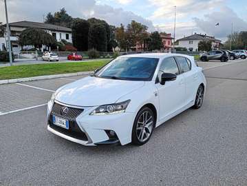 CT Hybrid F Sport*Automatik*Navi*Pelle*Xenon*Camer