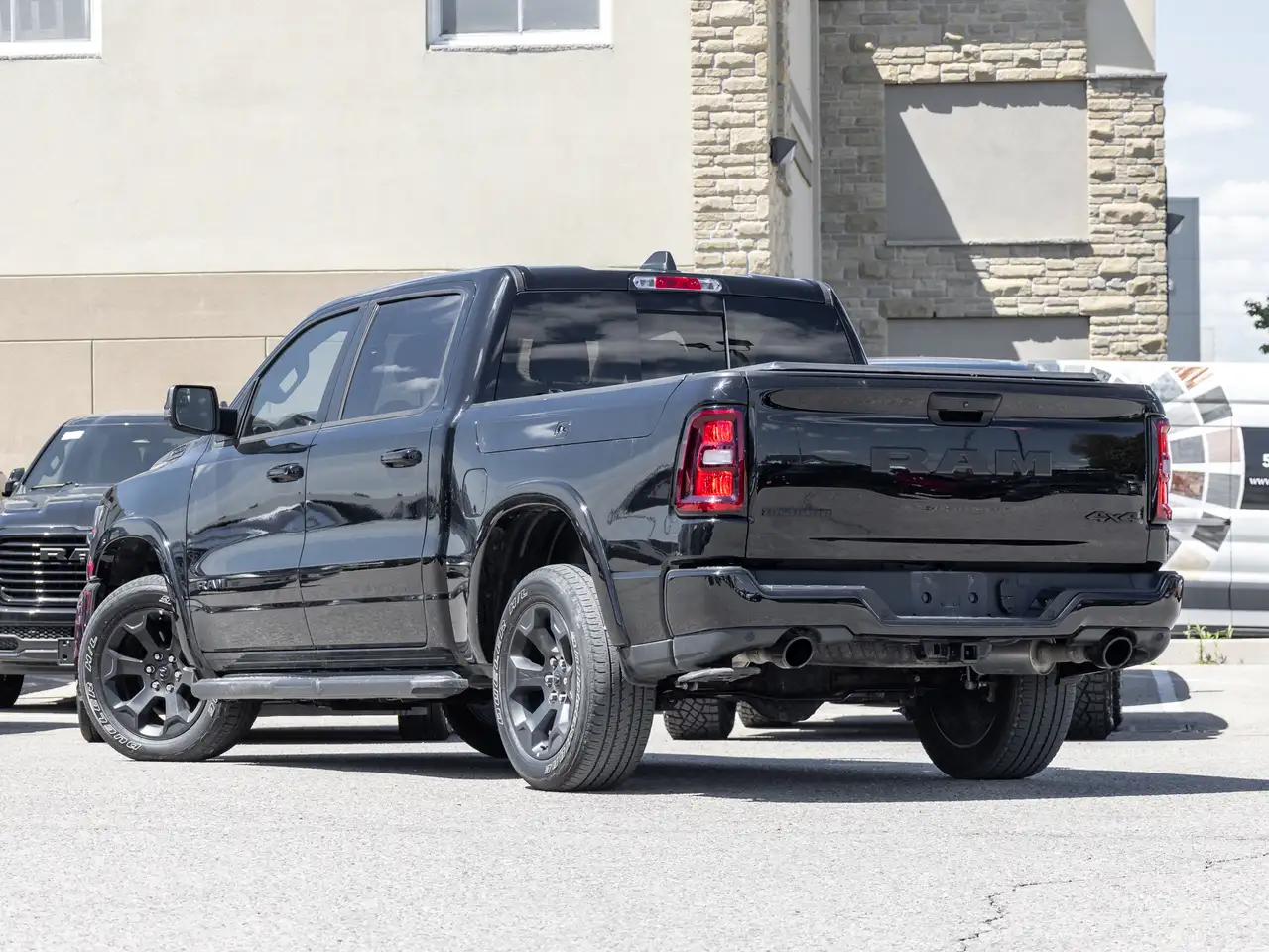 RAM 1500 снимка RAM 1500