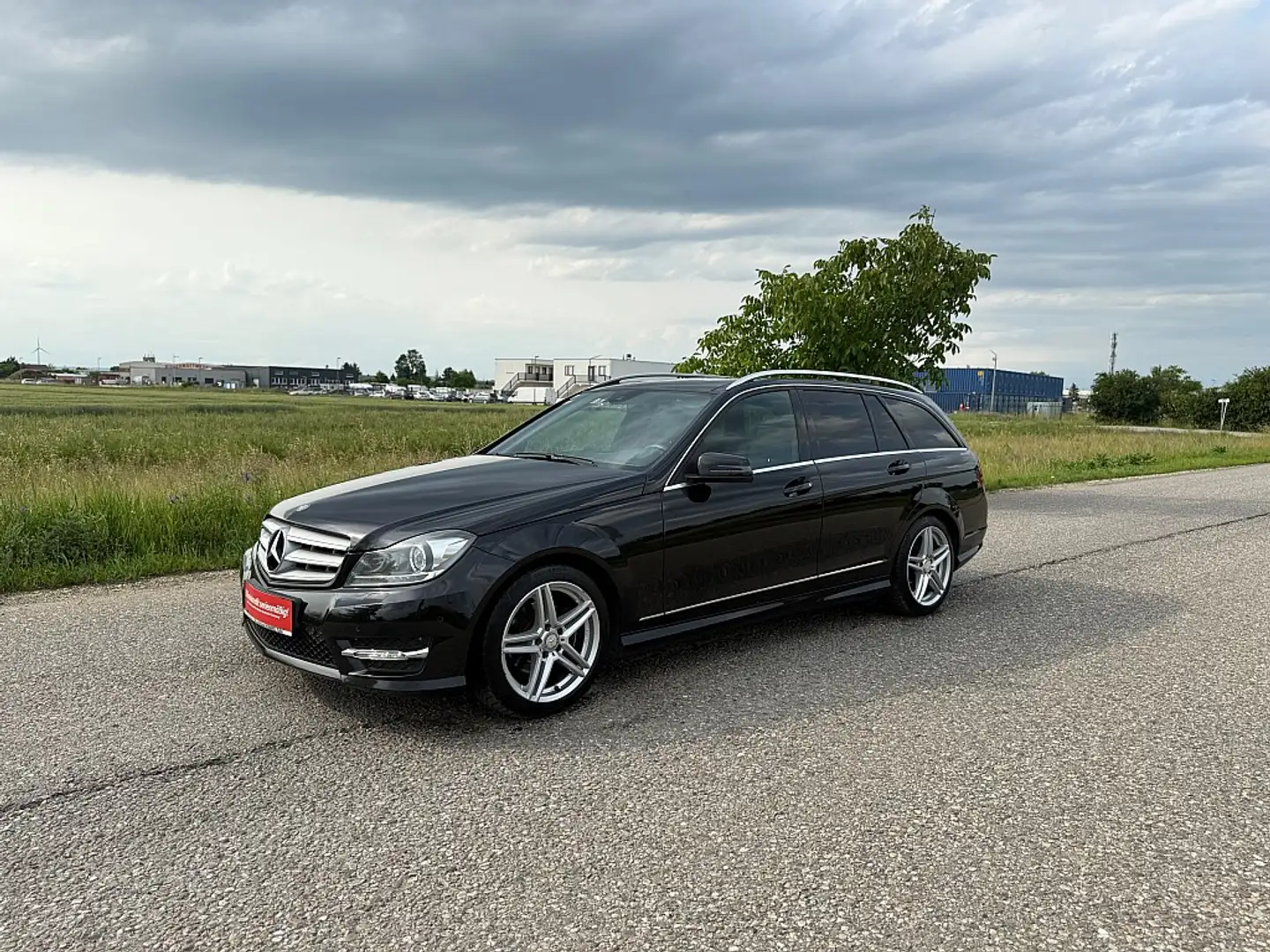Mercedes-Benz C 220 T AMG-Line BlueTEC Exklusive A-Edition Plus Aut. Zwart - 2