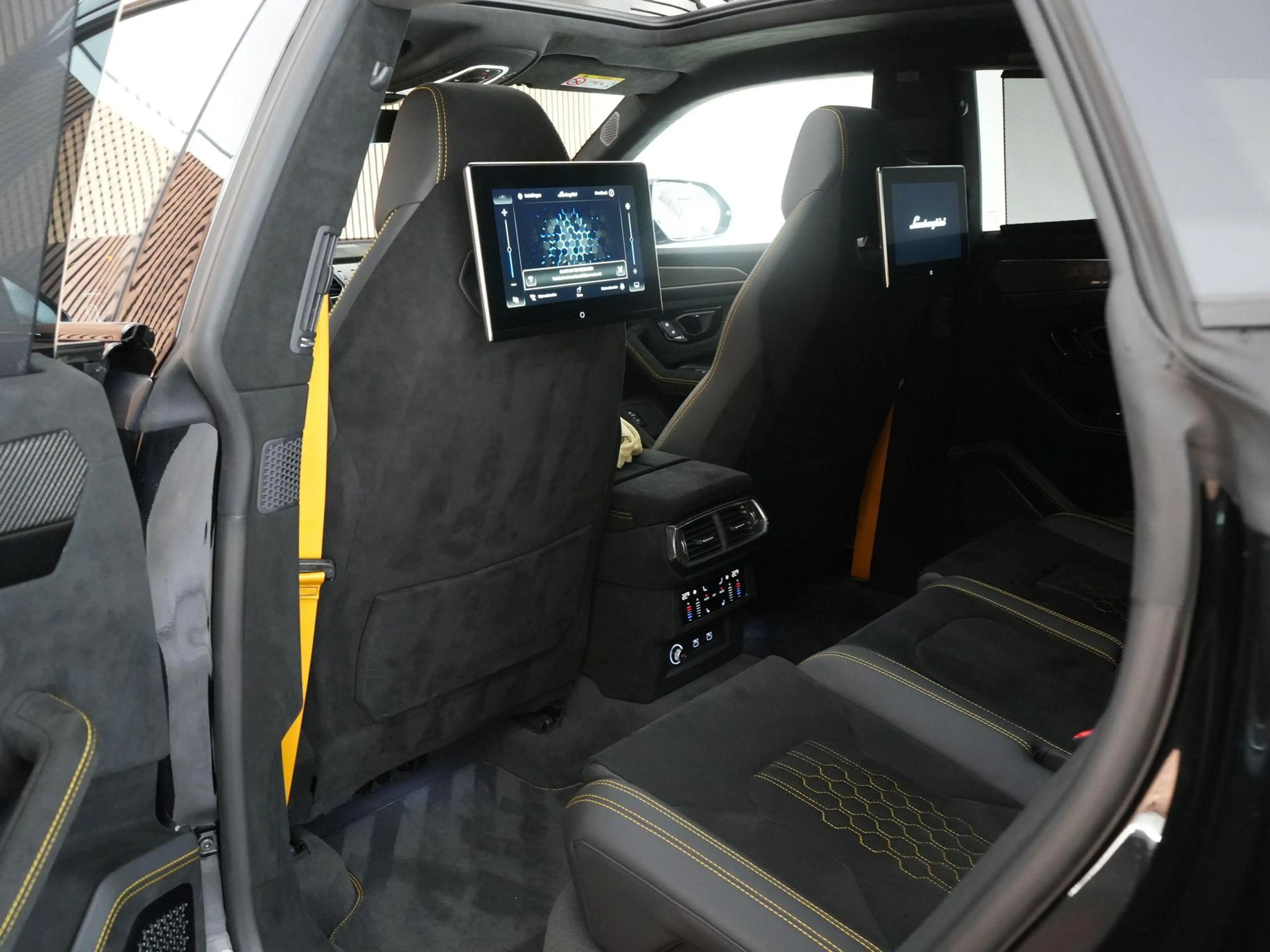 Lamborghini Urus Performante 4.0 666pk V8 |org. NL|Akra|B&O advance — photo 8