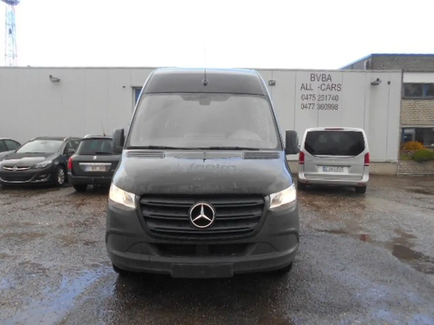 Mercedes-Benz Sprinter 316 CDI MEDIUM L2H2  DIG.AIRCO+TREKHAAK+++ Zwart - 2