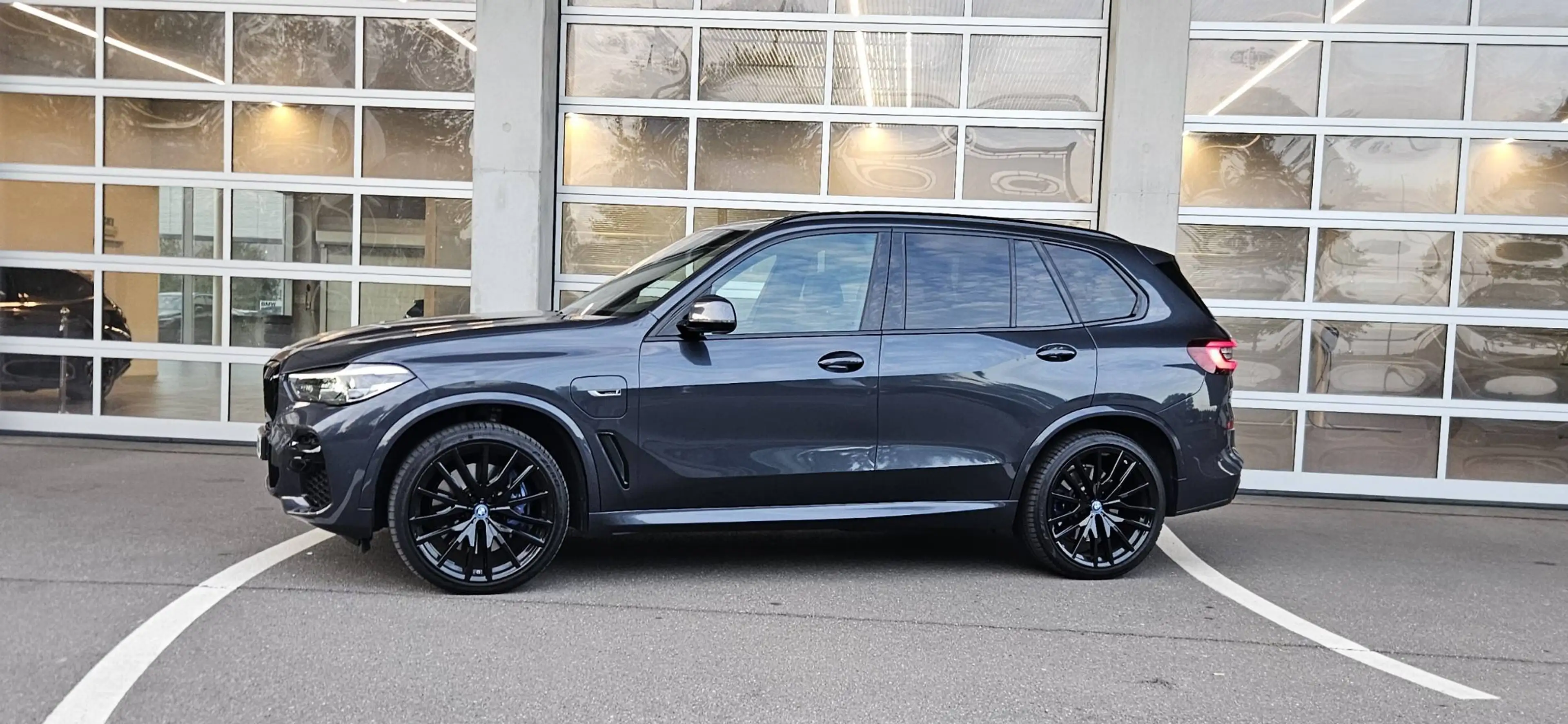 BMW X5 3.0A xDrive45e/PANO/LED/COMF ACC/**PERFECT ONDERHOUDEN — photo 2
