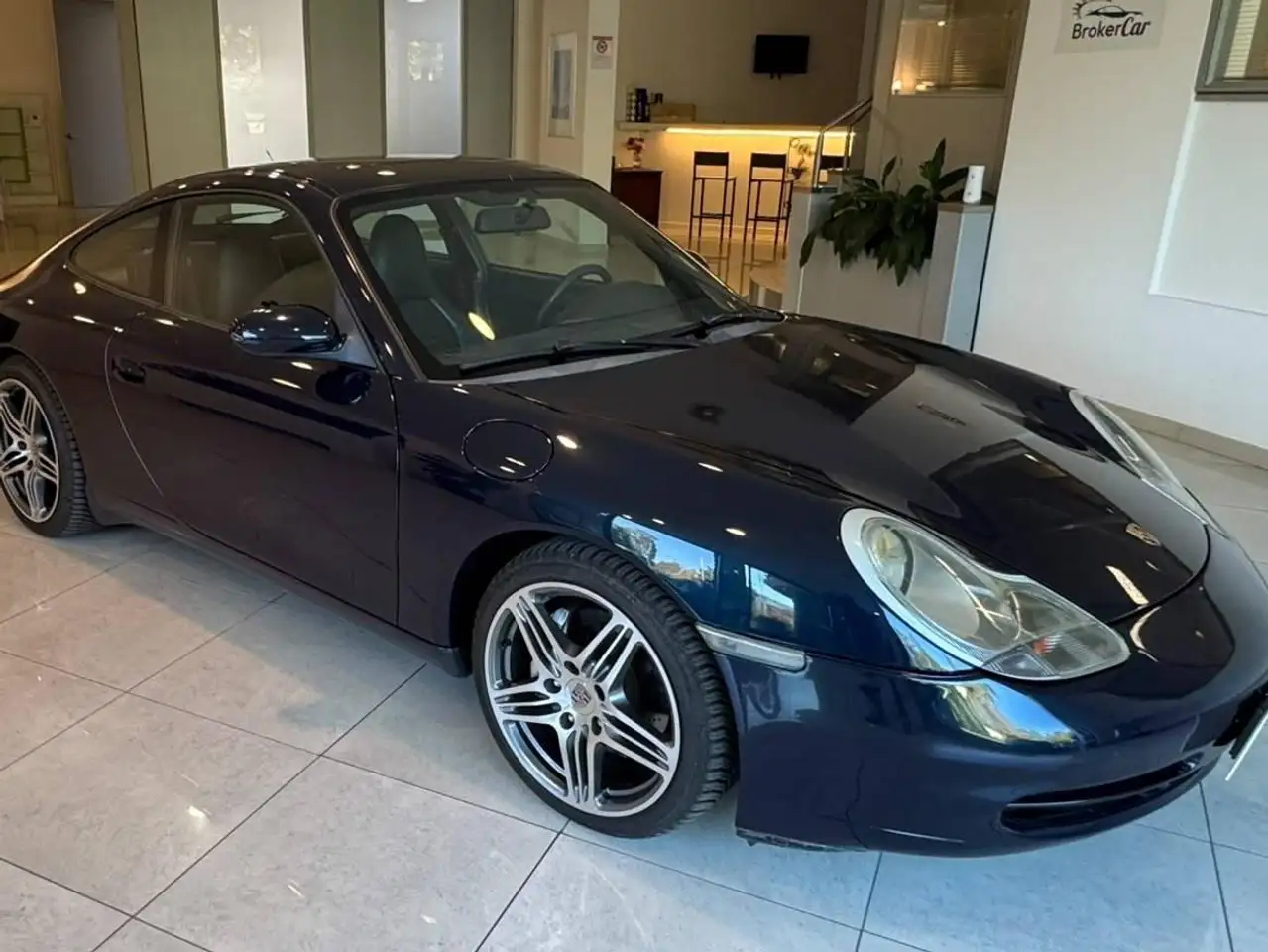 Porsche 911 IV Carrera 996 Coupe Coupe 3.4 Carrera 4, foto 2