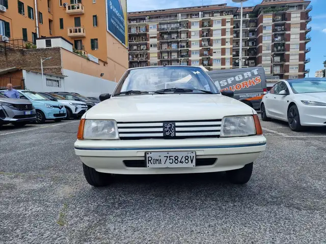 Peugeot 205 205 3p 1.1 cj cabrio